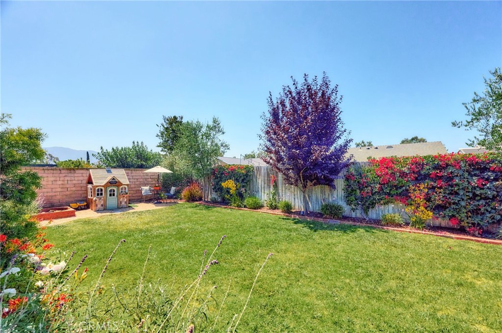 5310 Willow View Drive