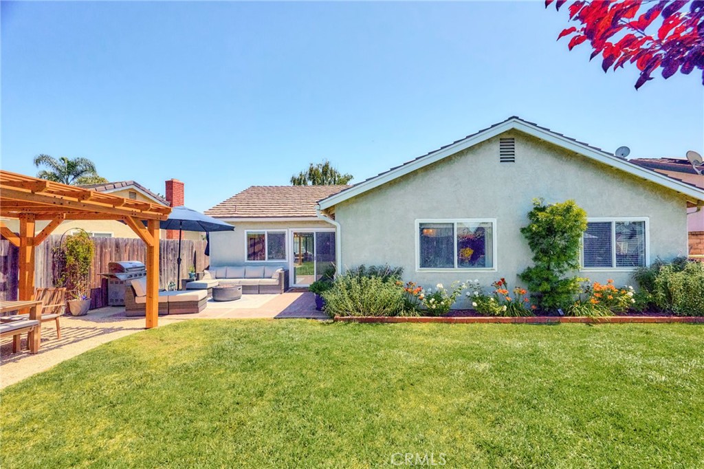 5310 Willow View Drive