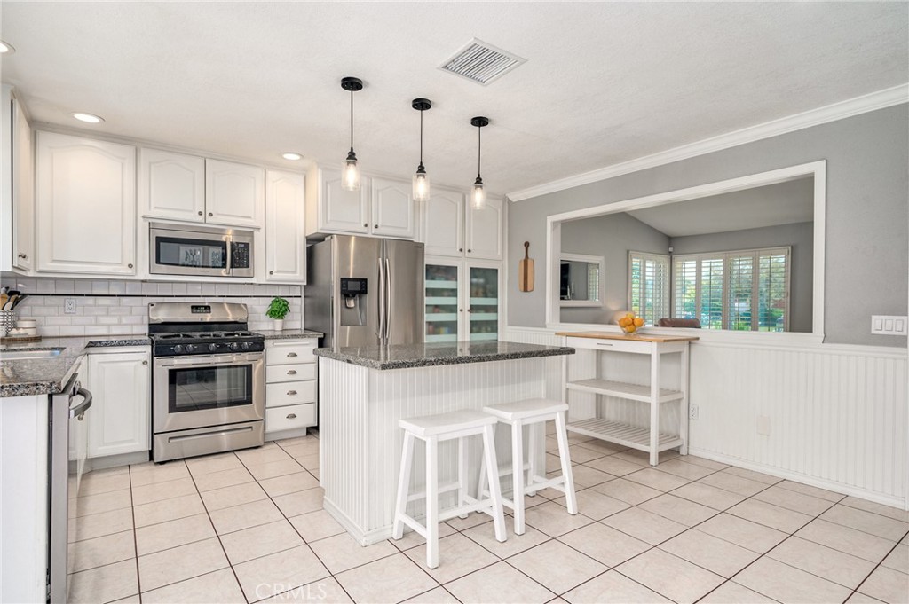 5310 Willow View Drive