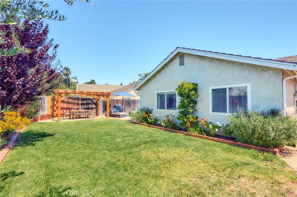 5310 Willow View Drive