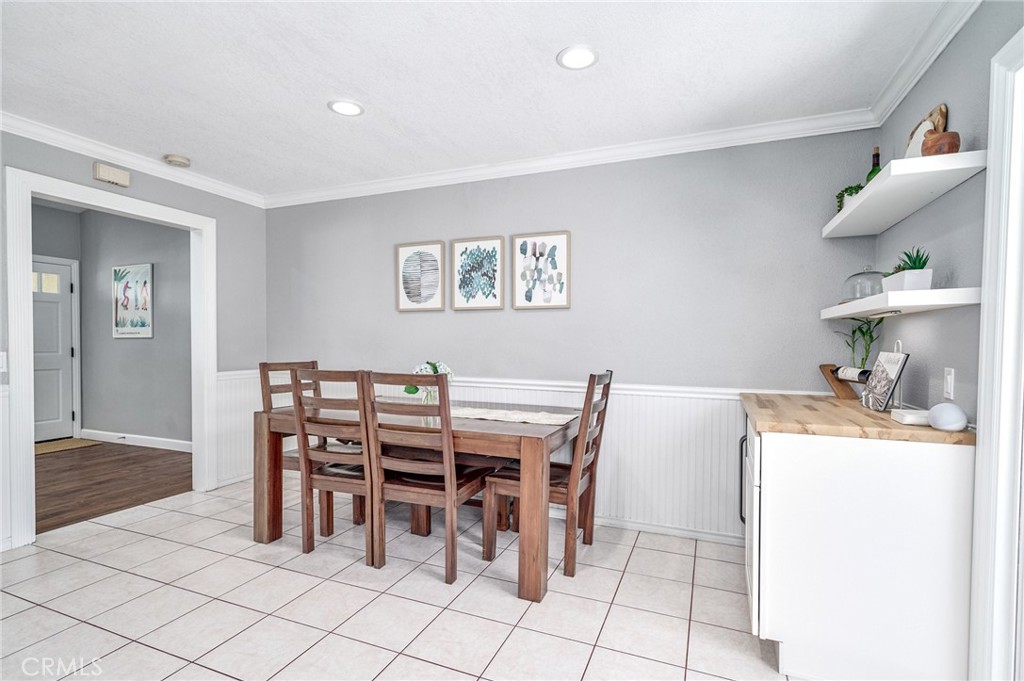 5310 Willow View Drive