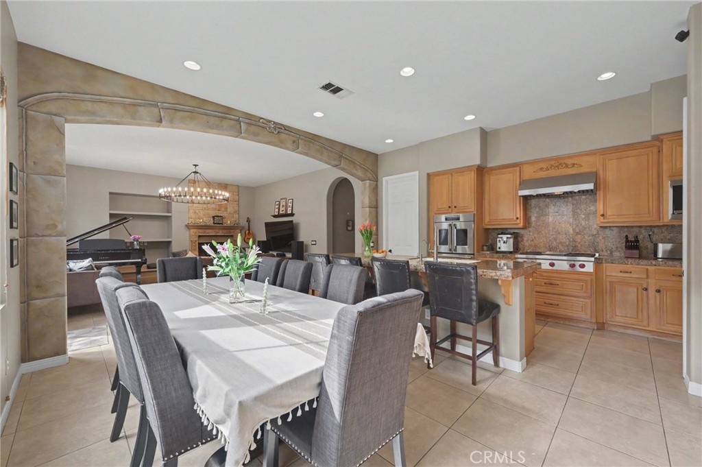 5332 Via Pisa