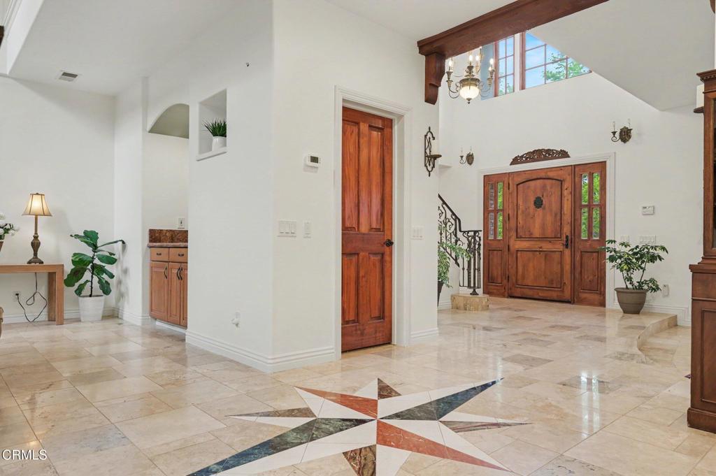 3186 Calle De Debesa