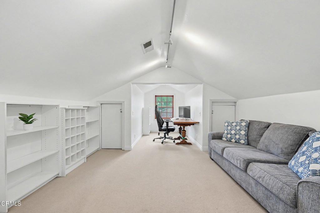 3186 Calle De Debesa