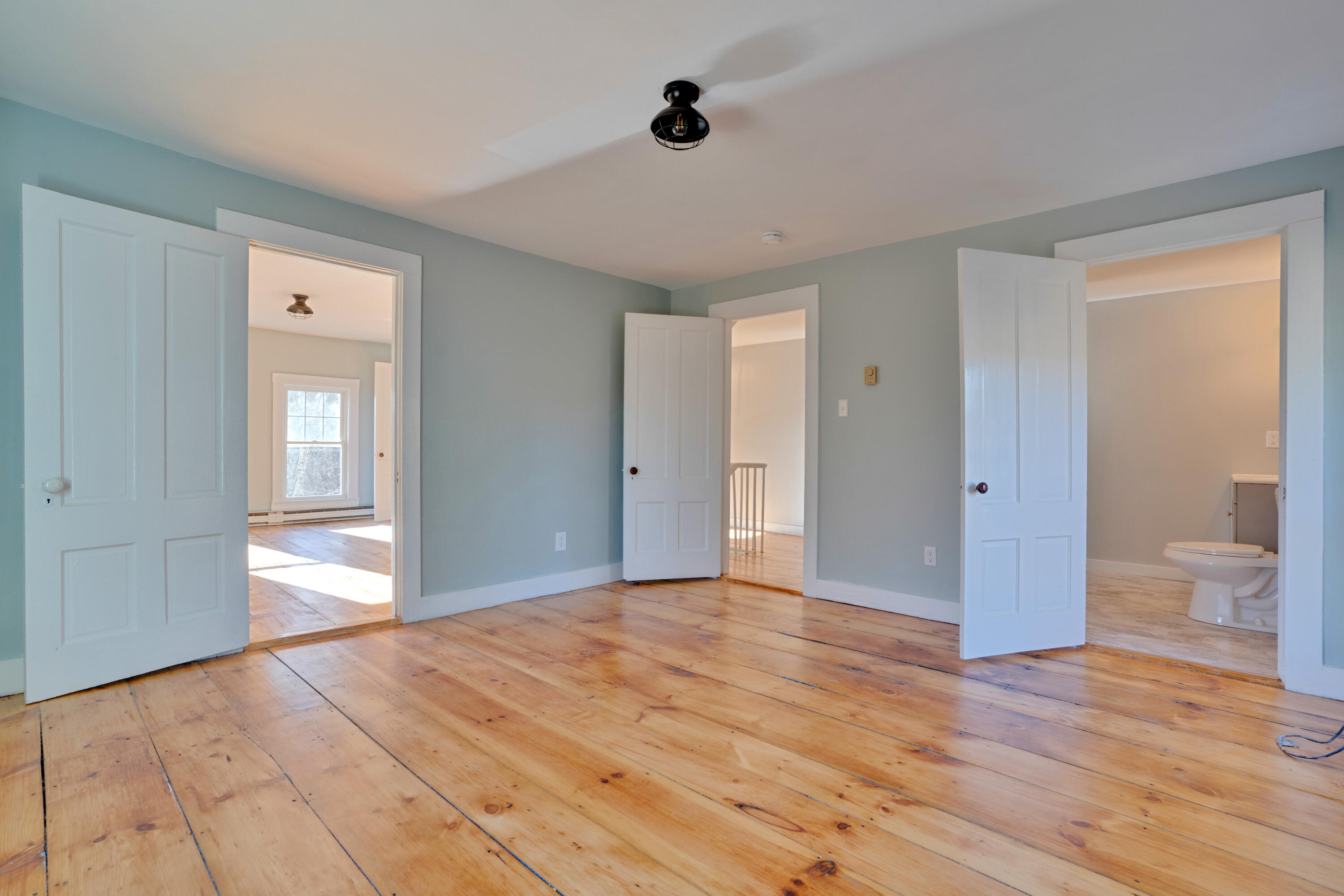 45 Raymond Hill Road
