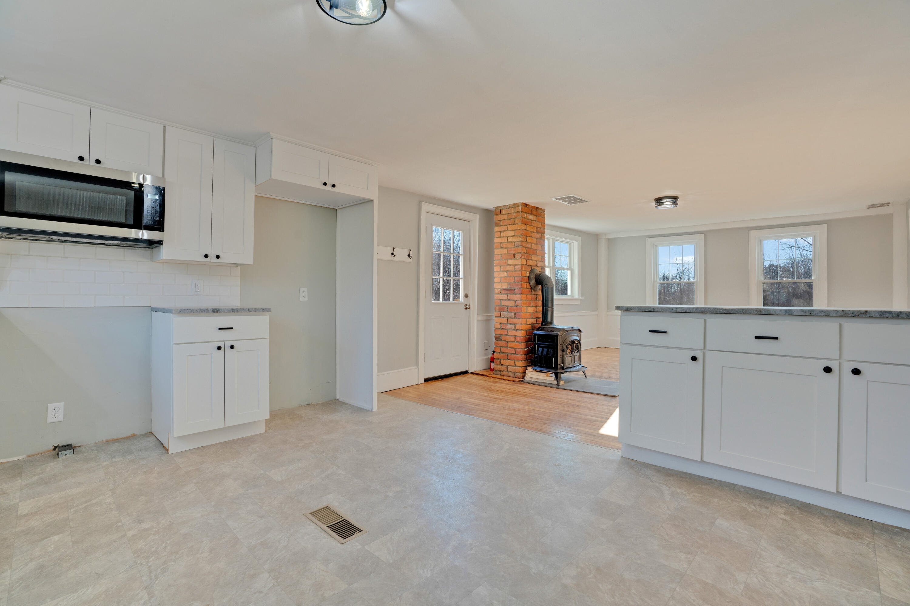 45 Raymond Hill Road
