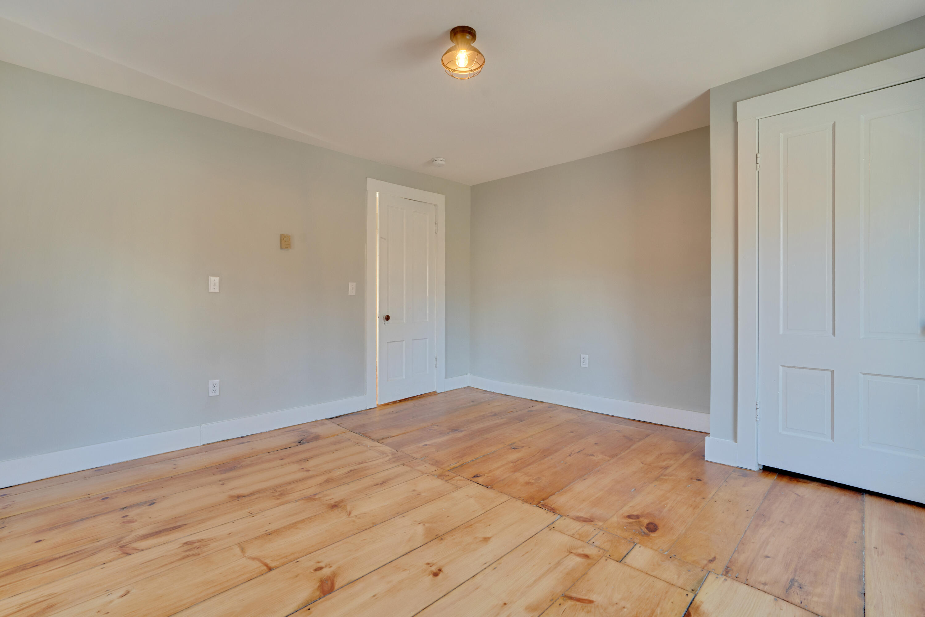 45 Raymond Hill Road