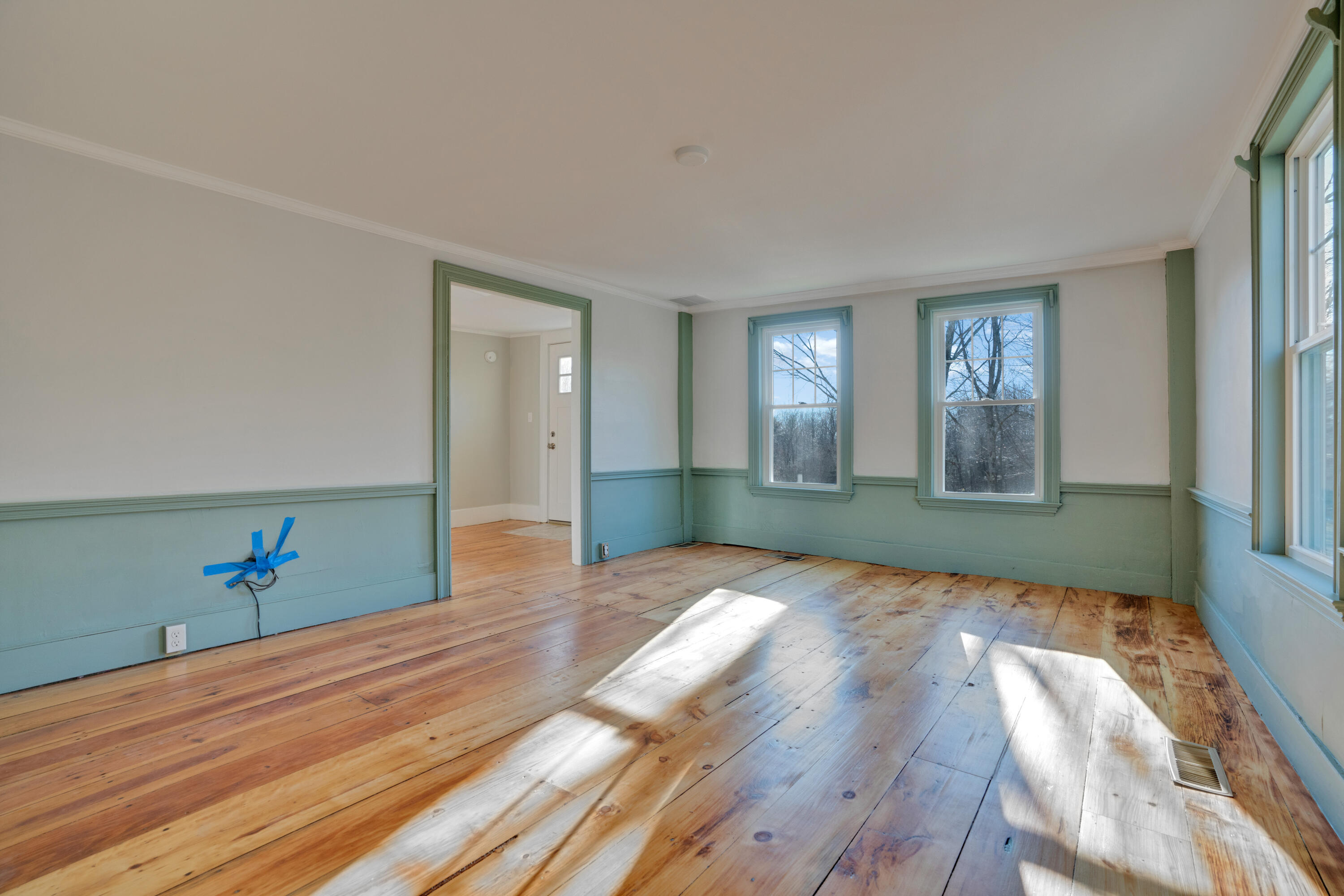 45 Raymond Hill Road