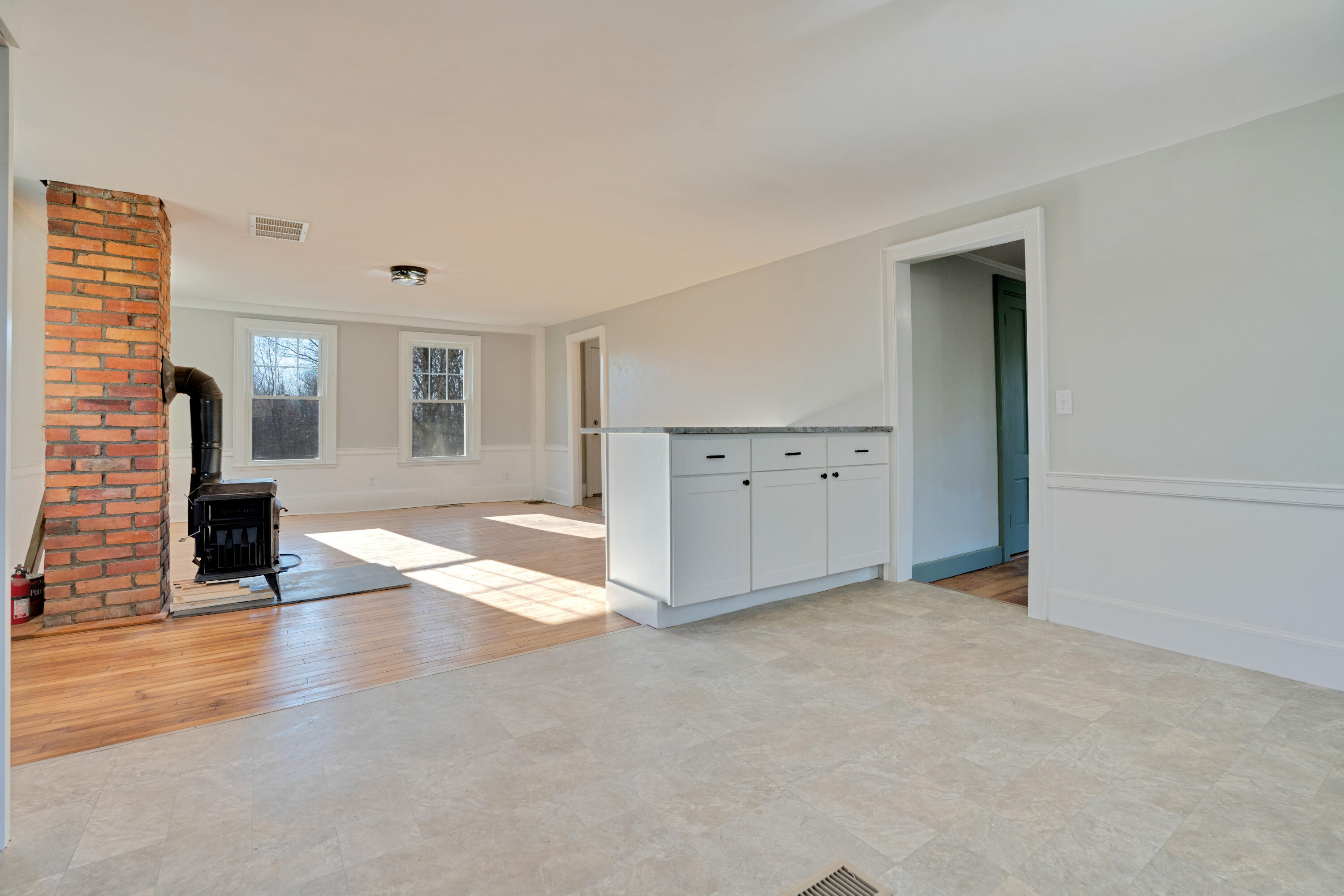 45 Raymond Hill Road