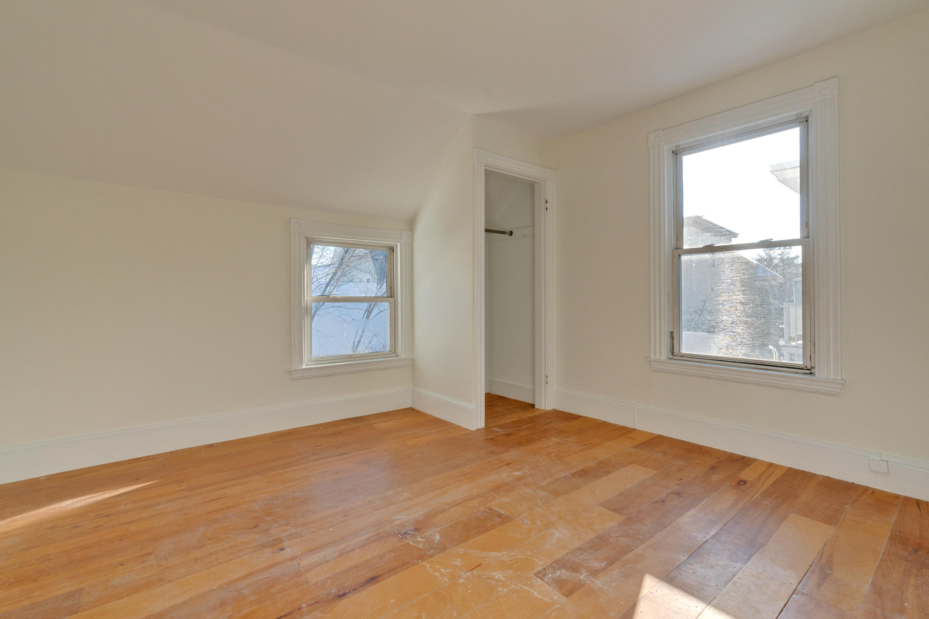 9-11 Arlington Place