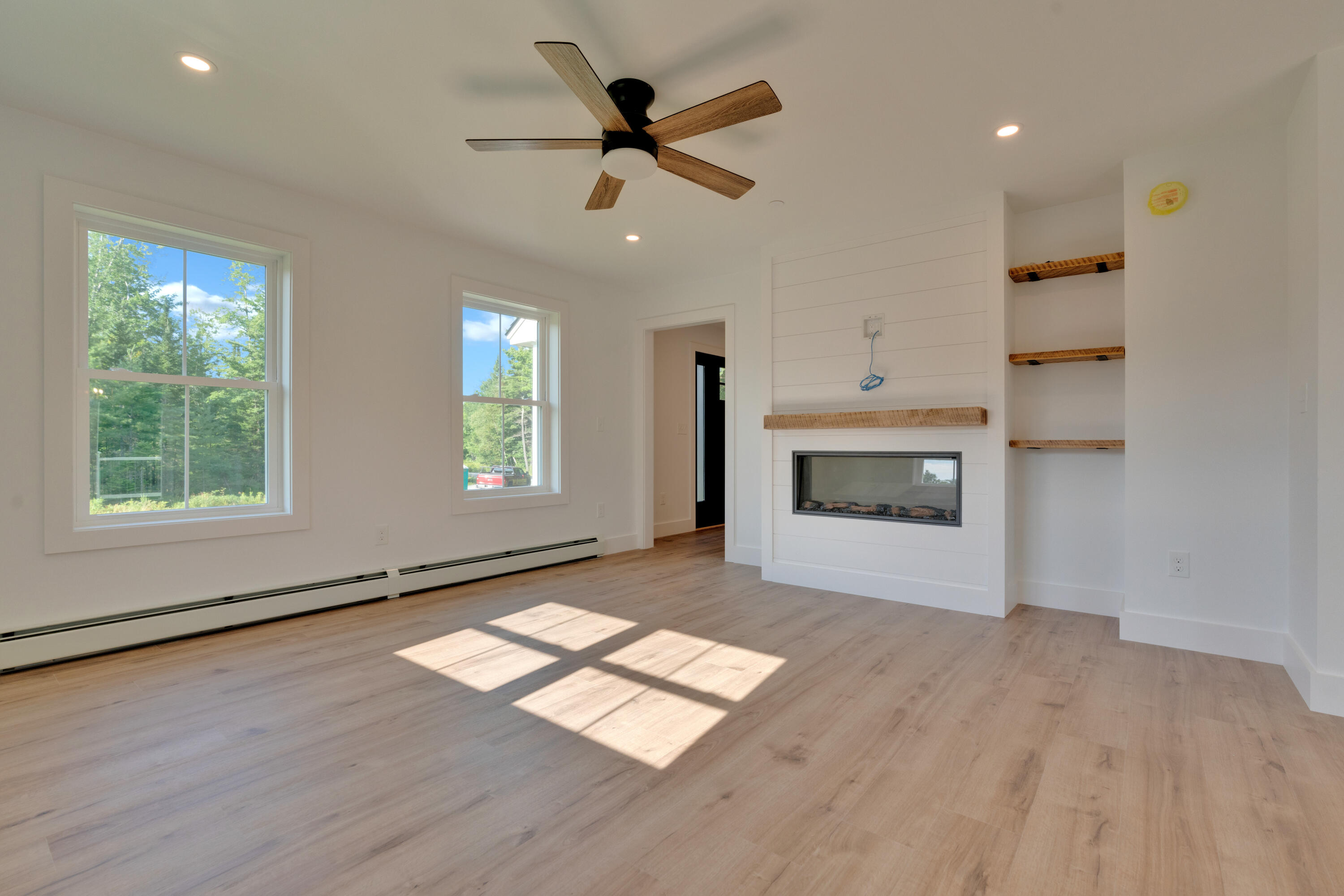 22 Maysens Way