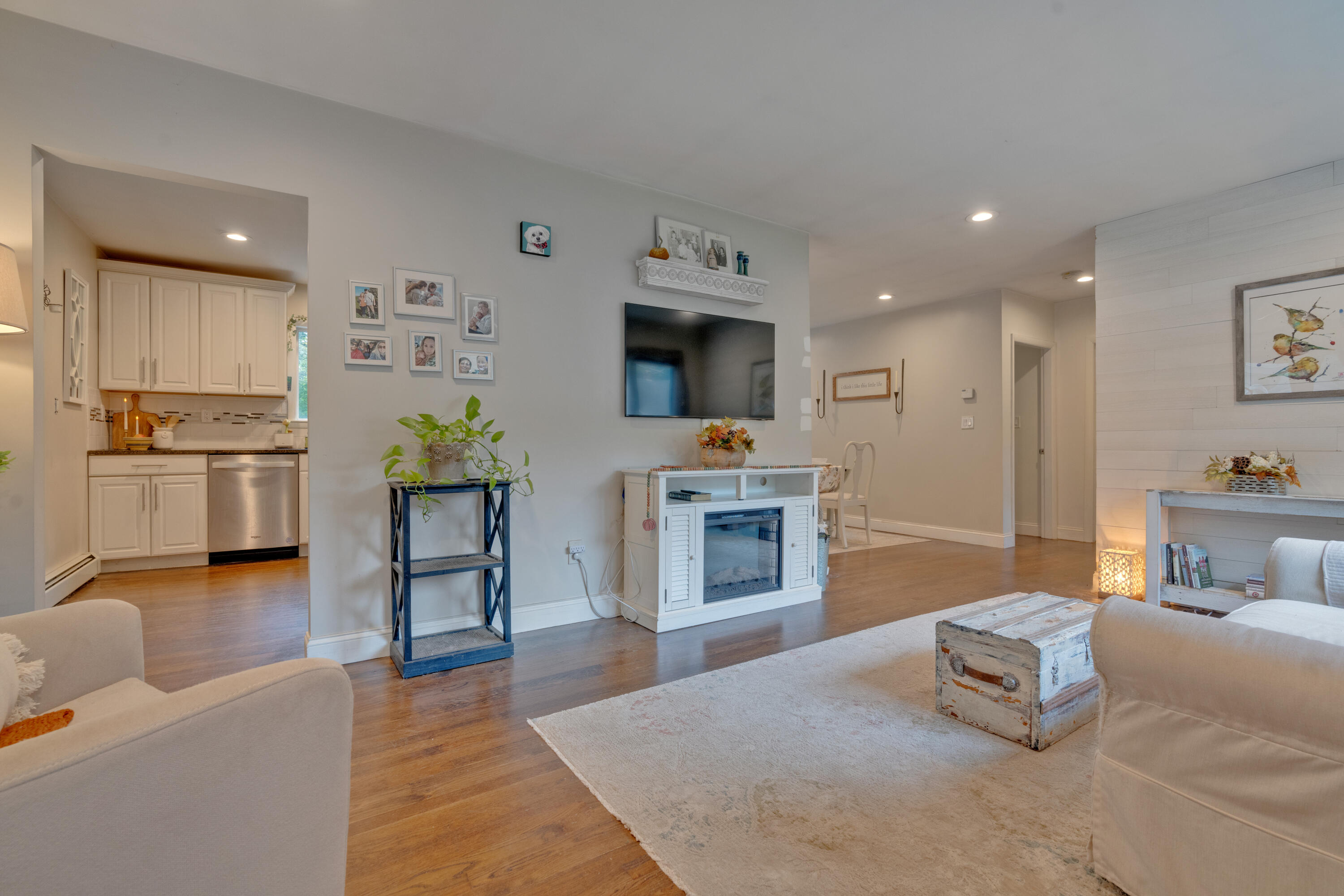 544 Duck Pond Road