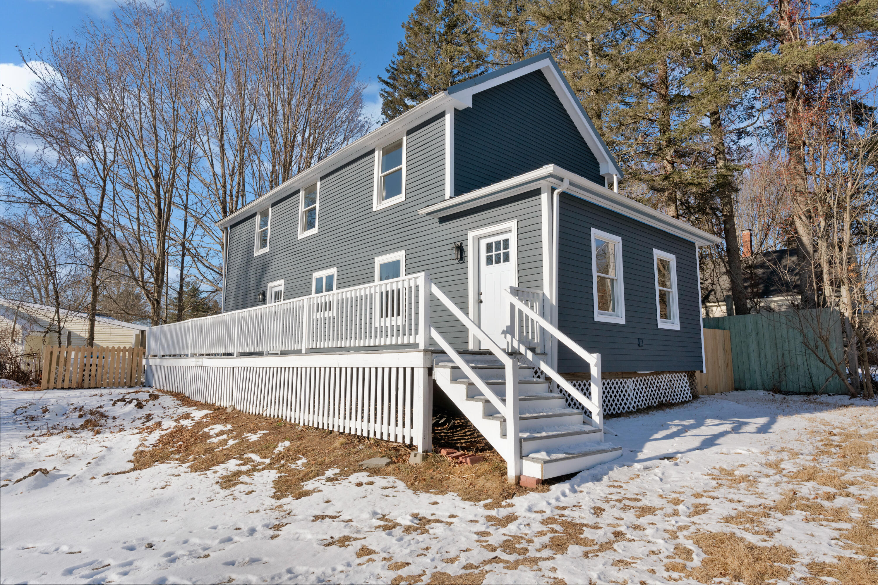 530 Roosevelt Trail
