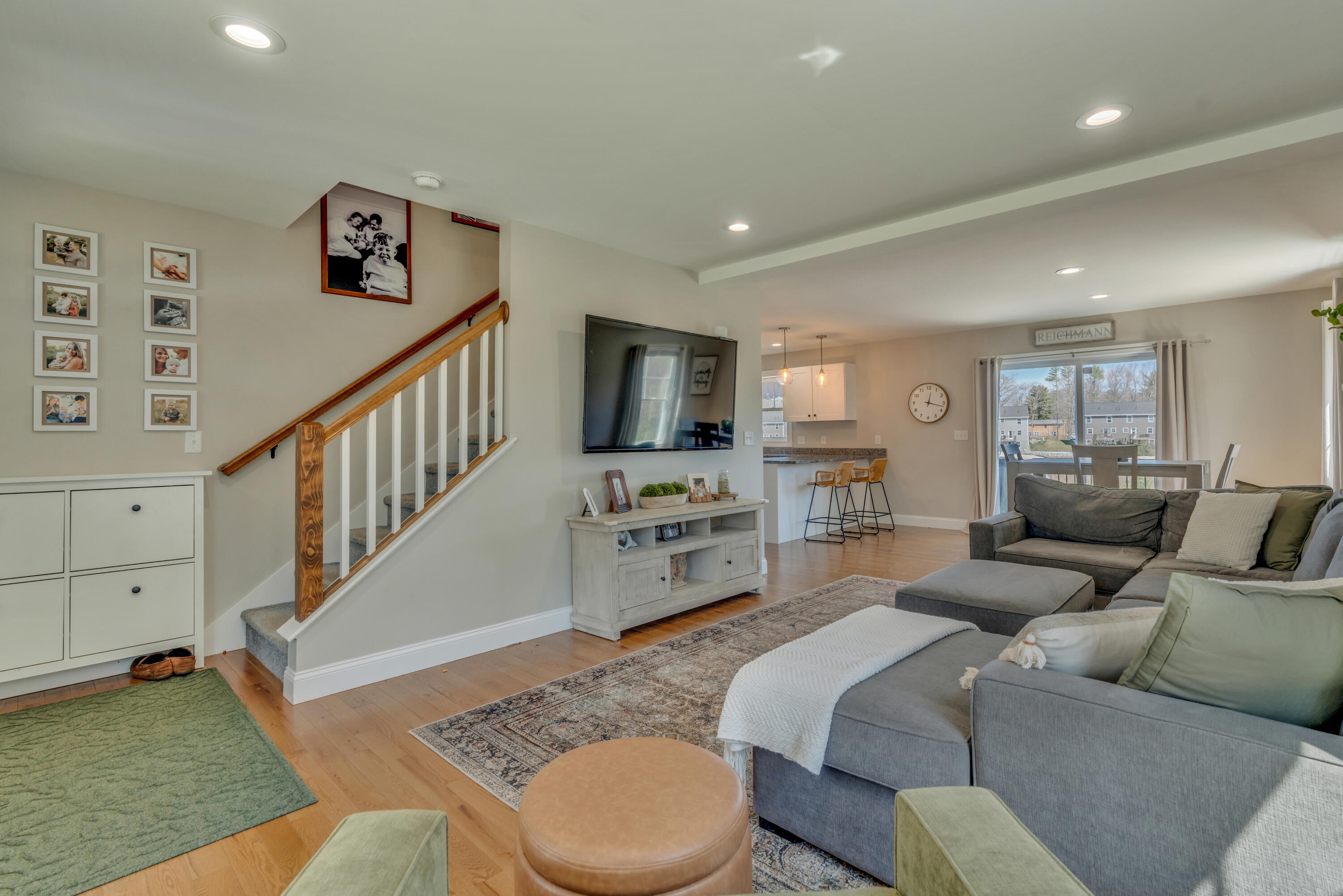 23 Belvedere Drive, 16