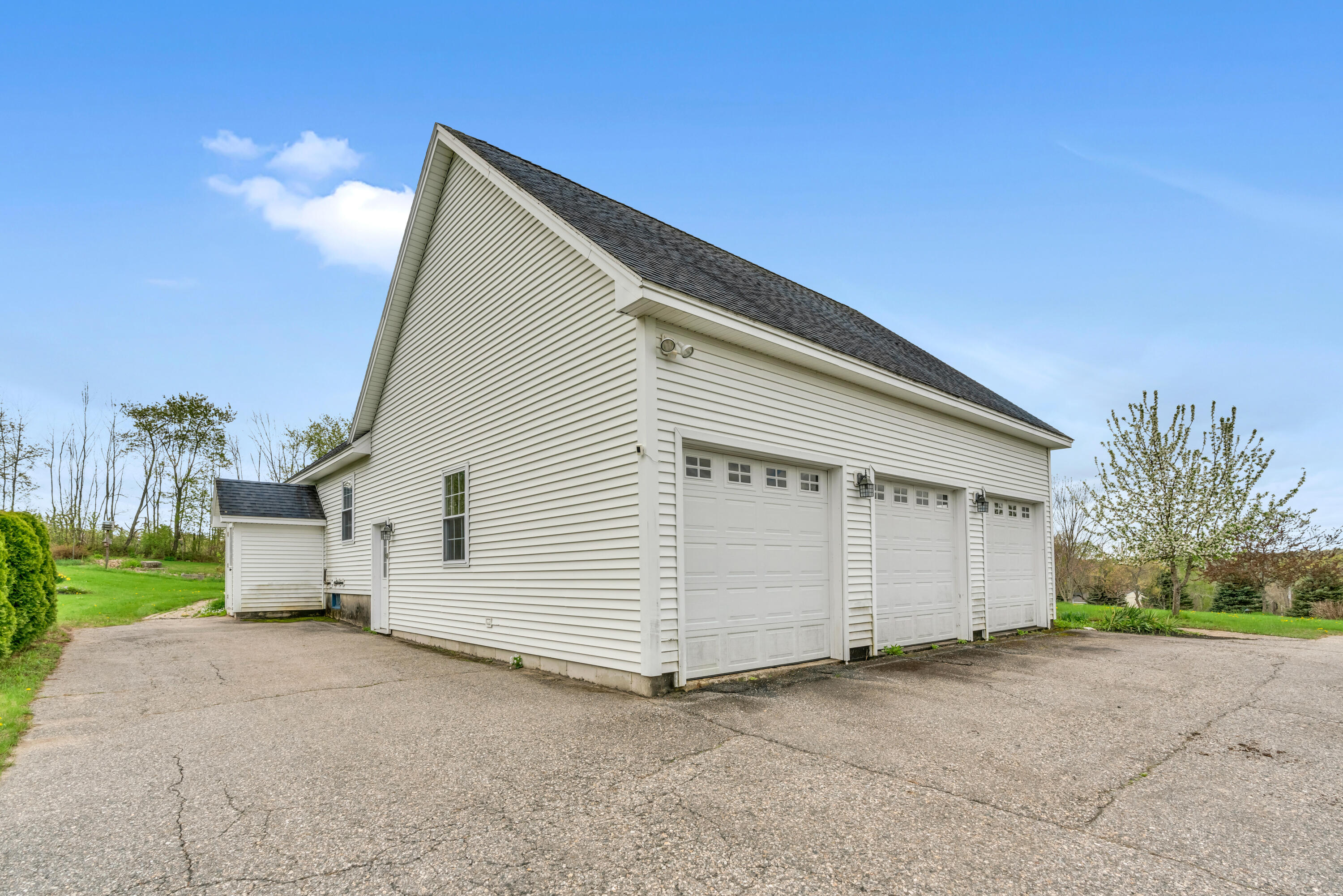 30 Apple Hill View