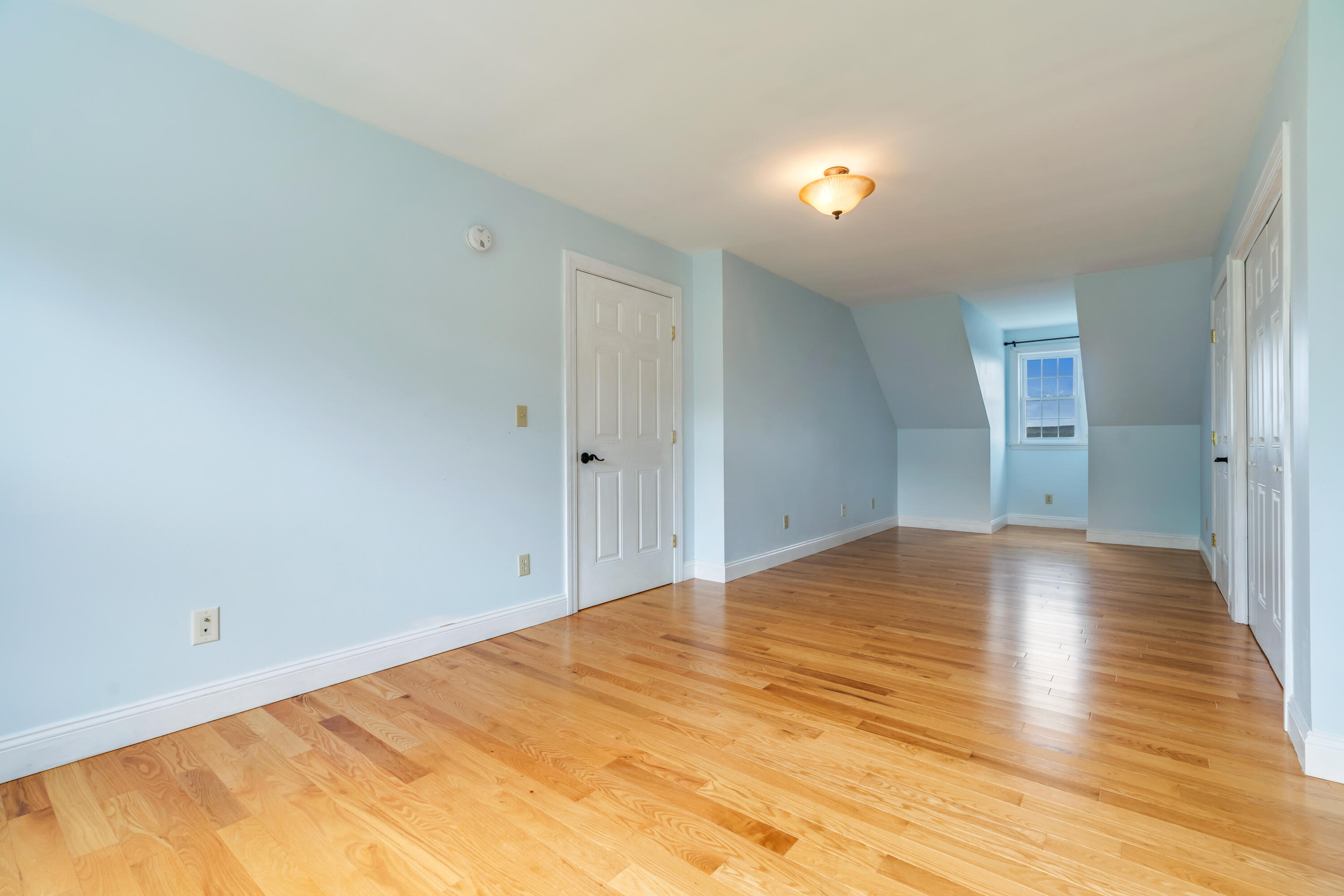 30 Apple Hill View
