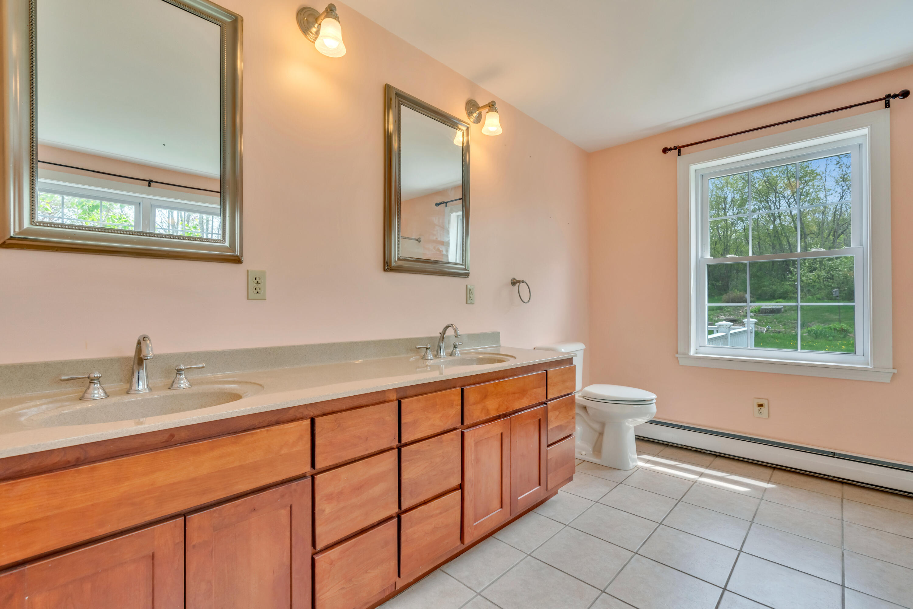 30 Apple Hill View