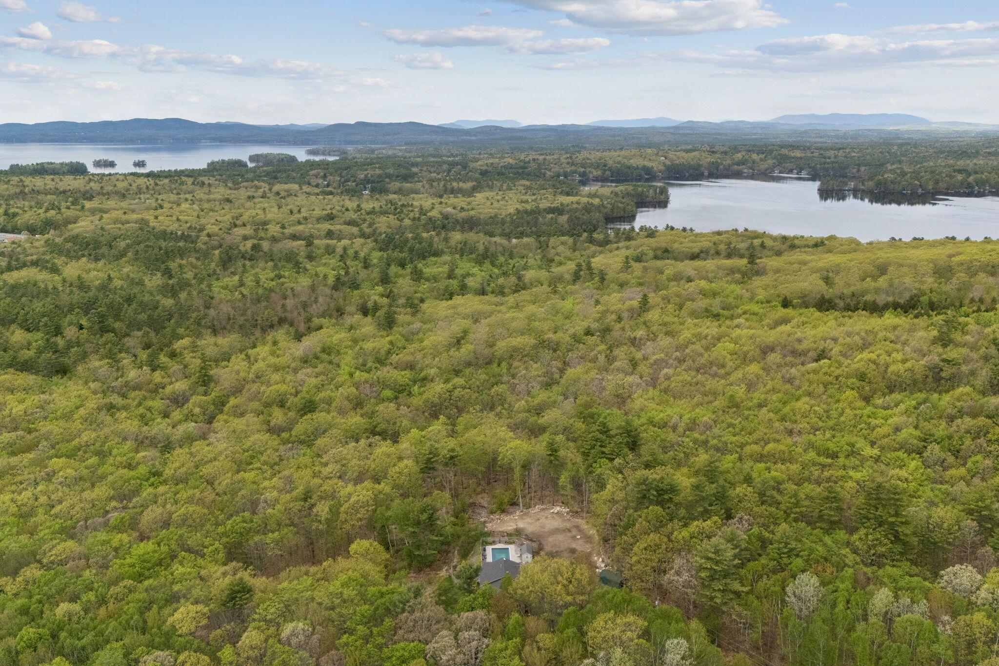 28 Oakledge Hills Road