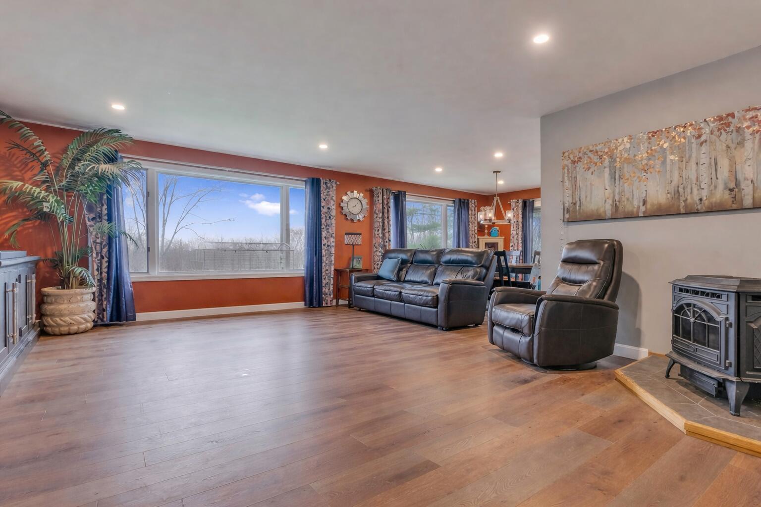 28 Oakledge Hills Road