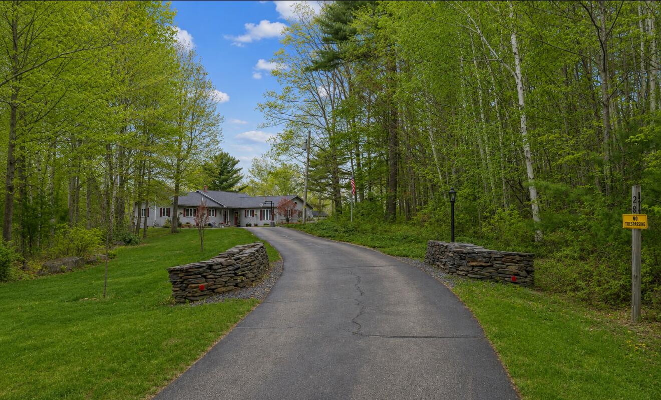 28 Oakledge Hills Road