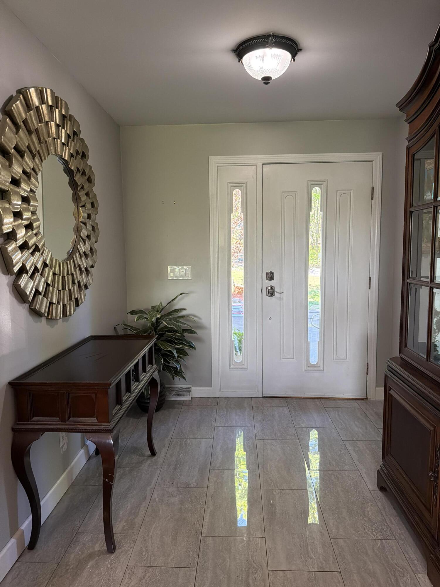 28 Oakledge Hills Road