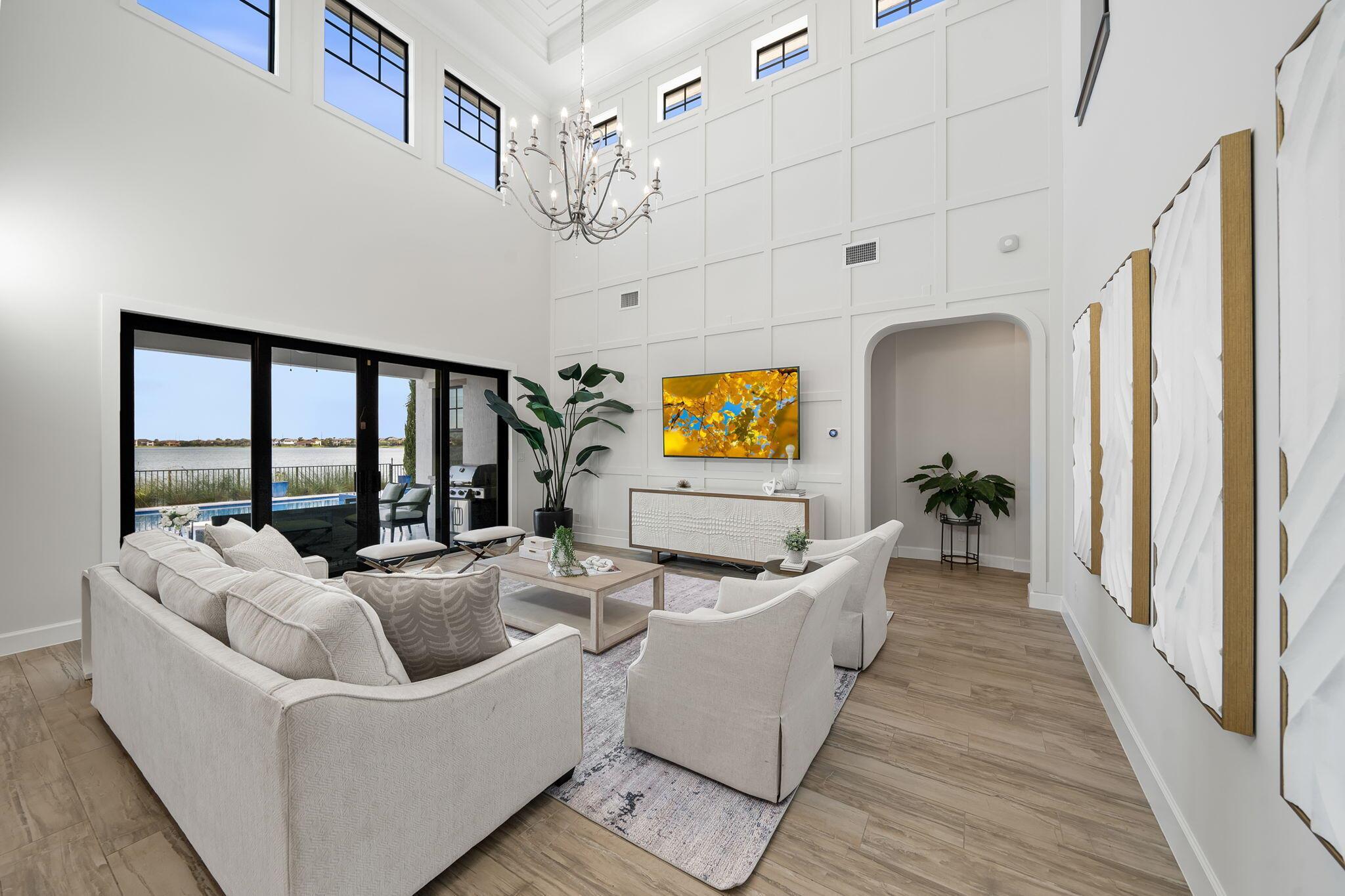 11231 Watercrest Circle W