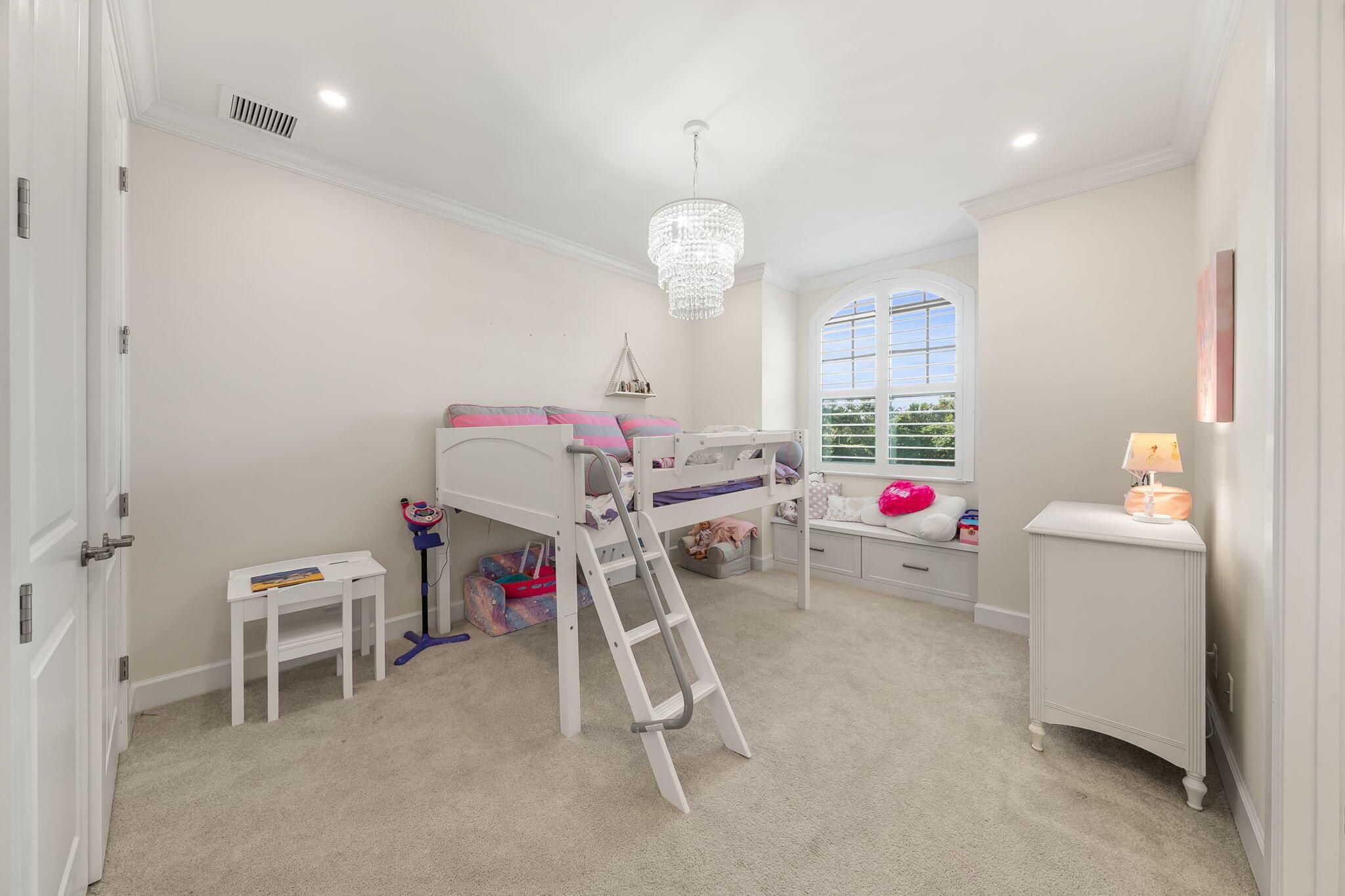 11231 Watercrest Circle W