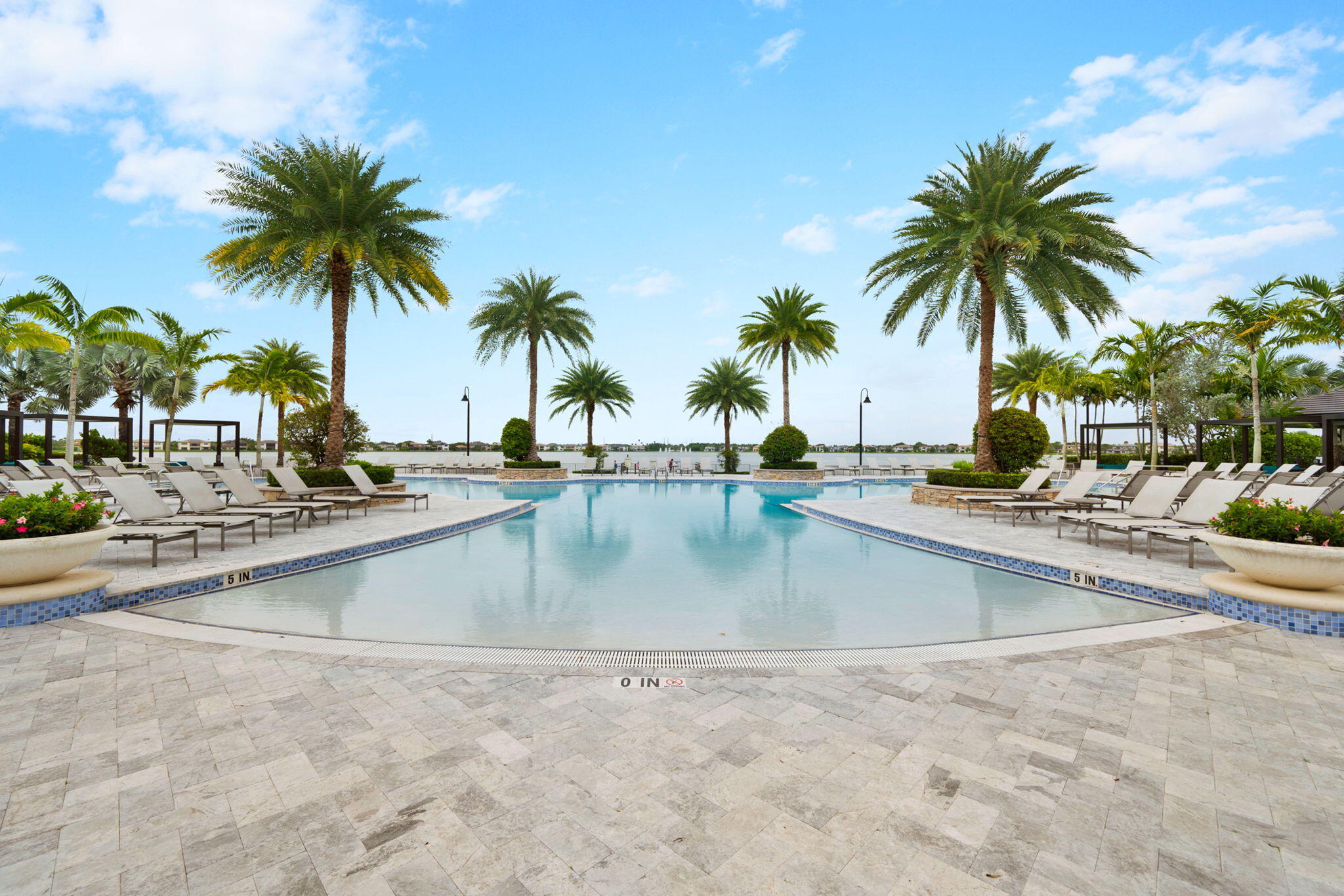 11231 Watercrest Circle W