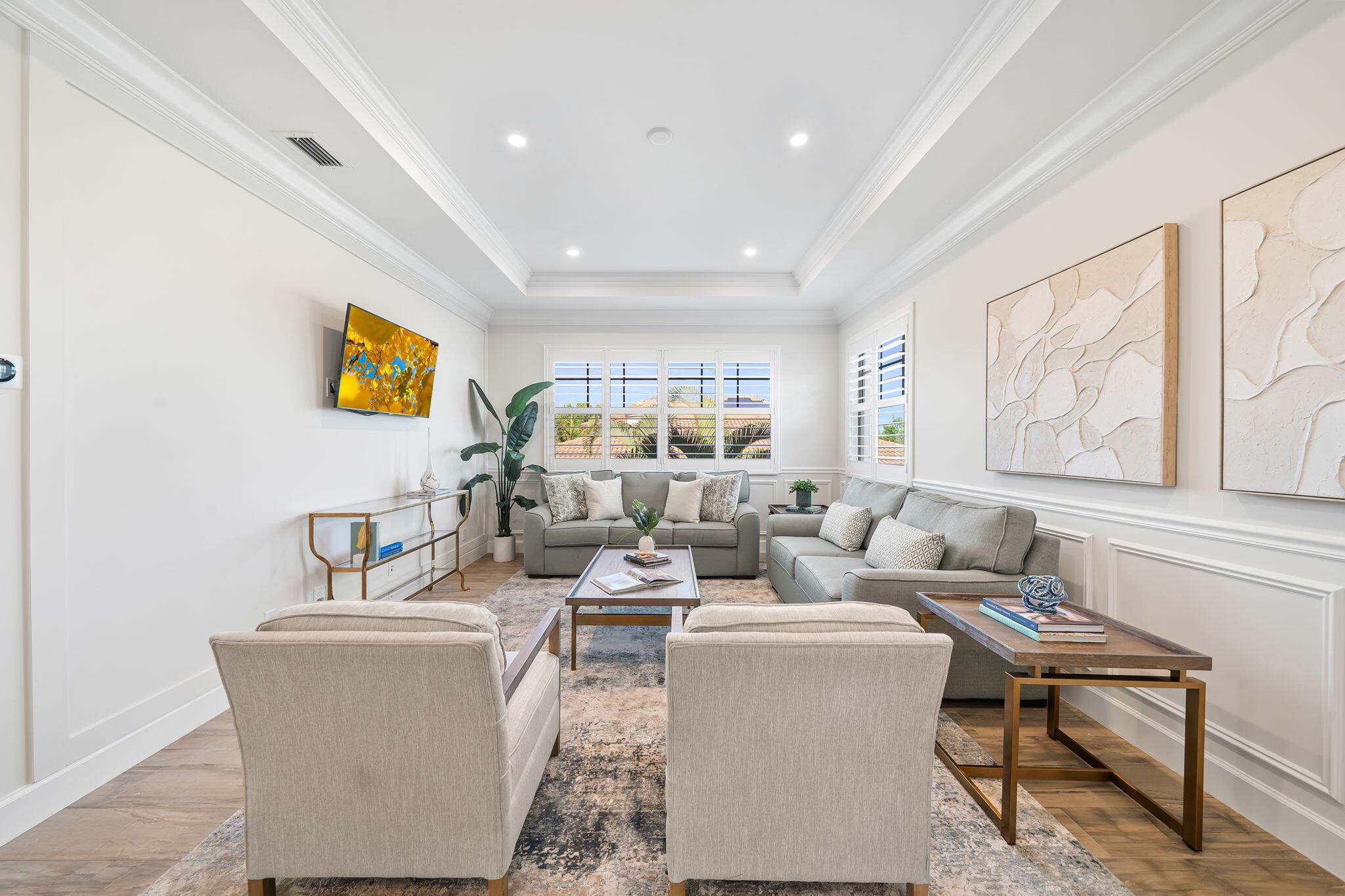 11231 Watercrest Circle W