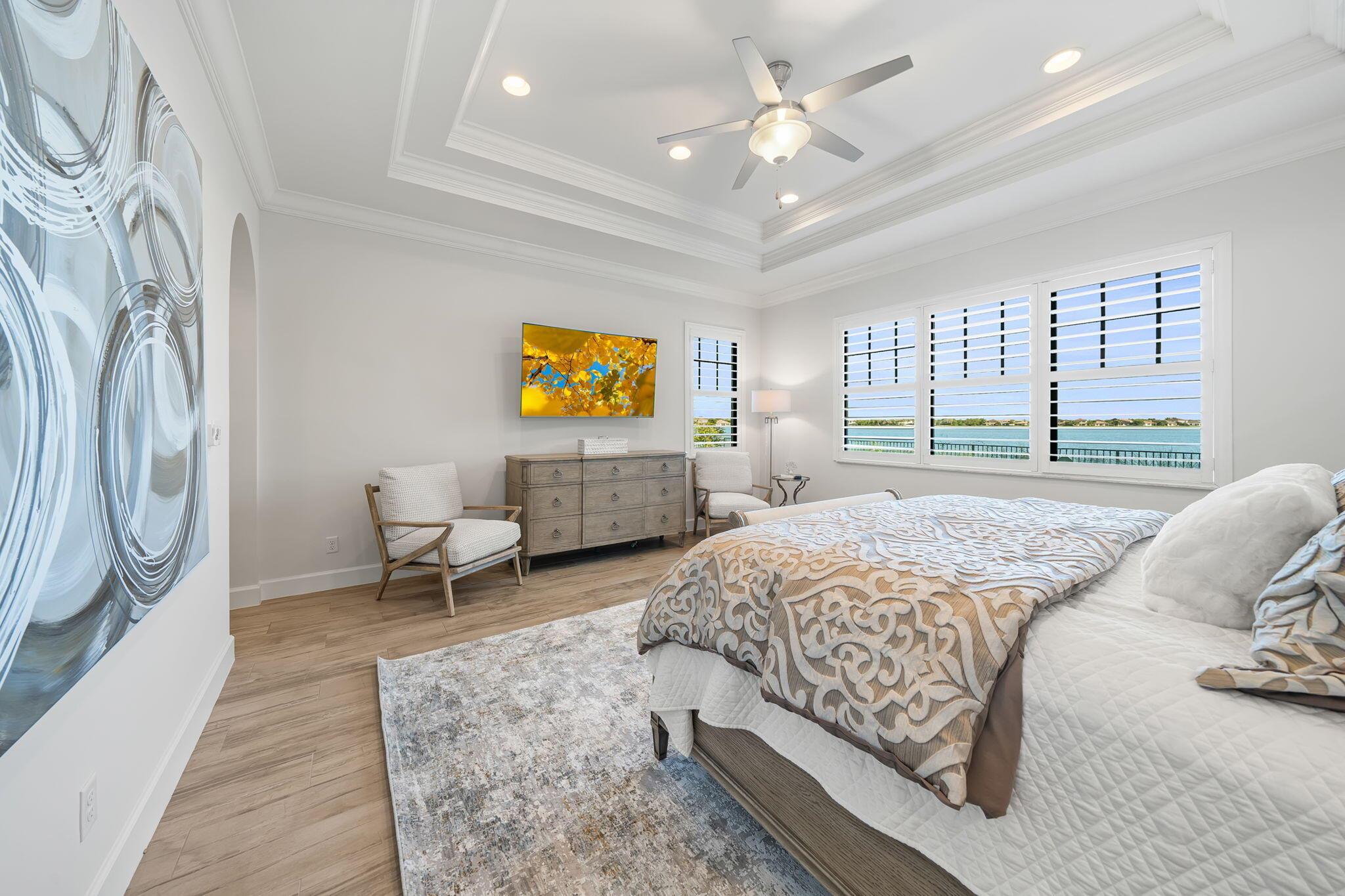 11231 Watercrest Circle W