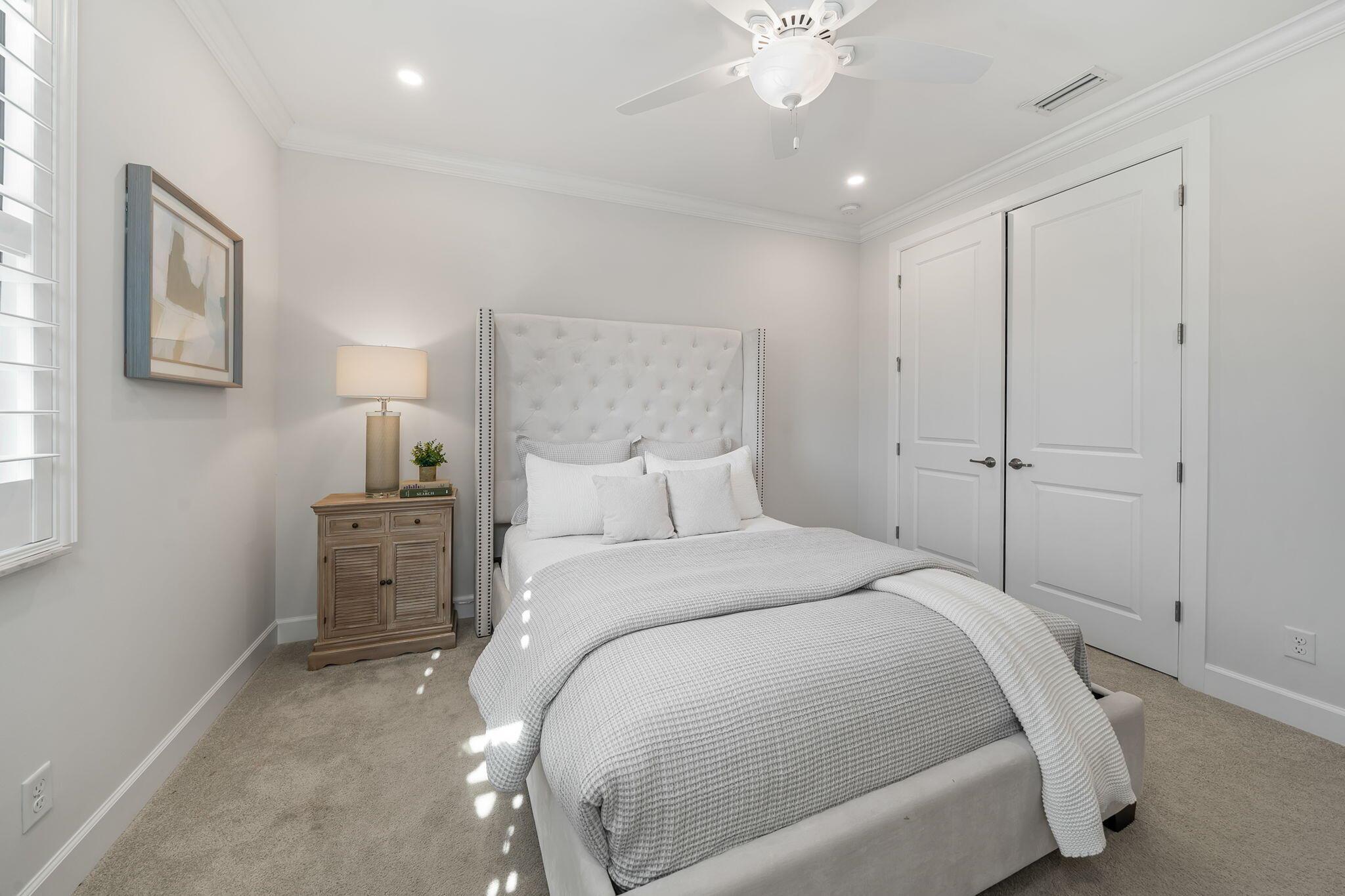 11231 Watercrest Circle W