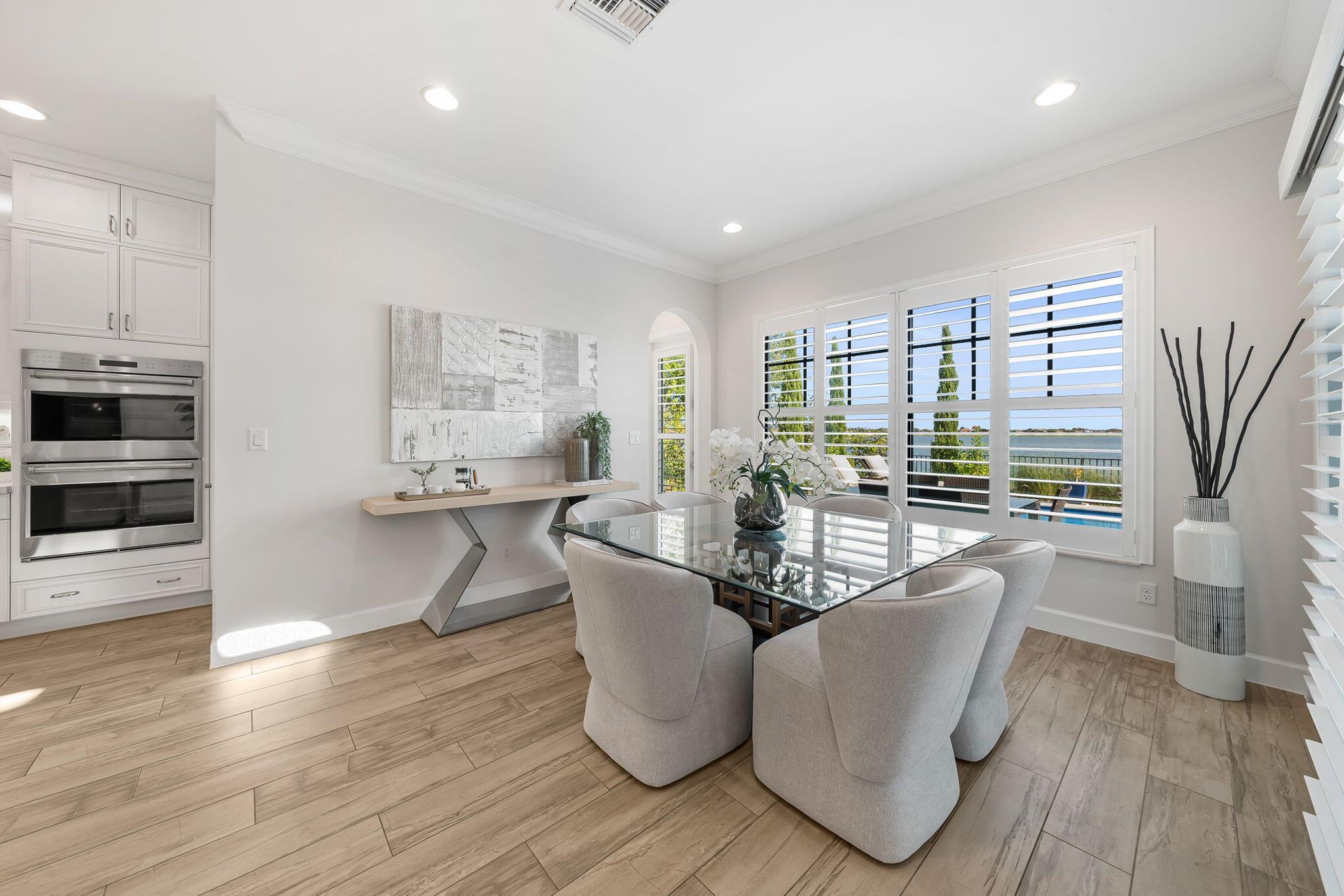 11231 Watercrest Circle W