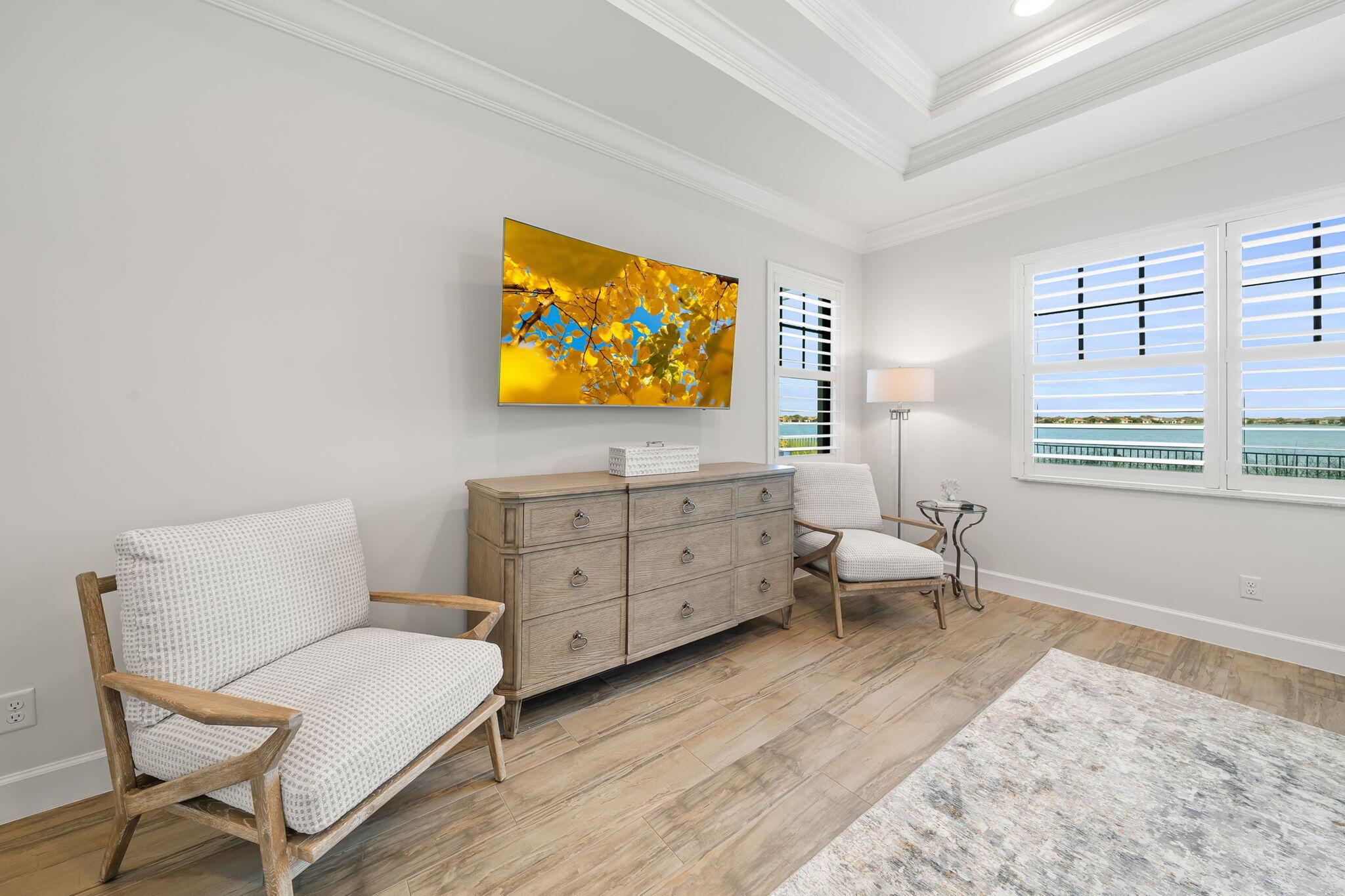 11231 Watercrest Circle W