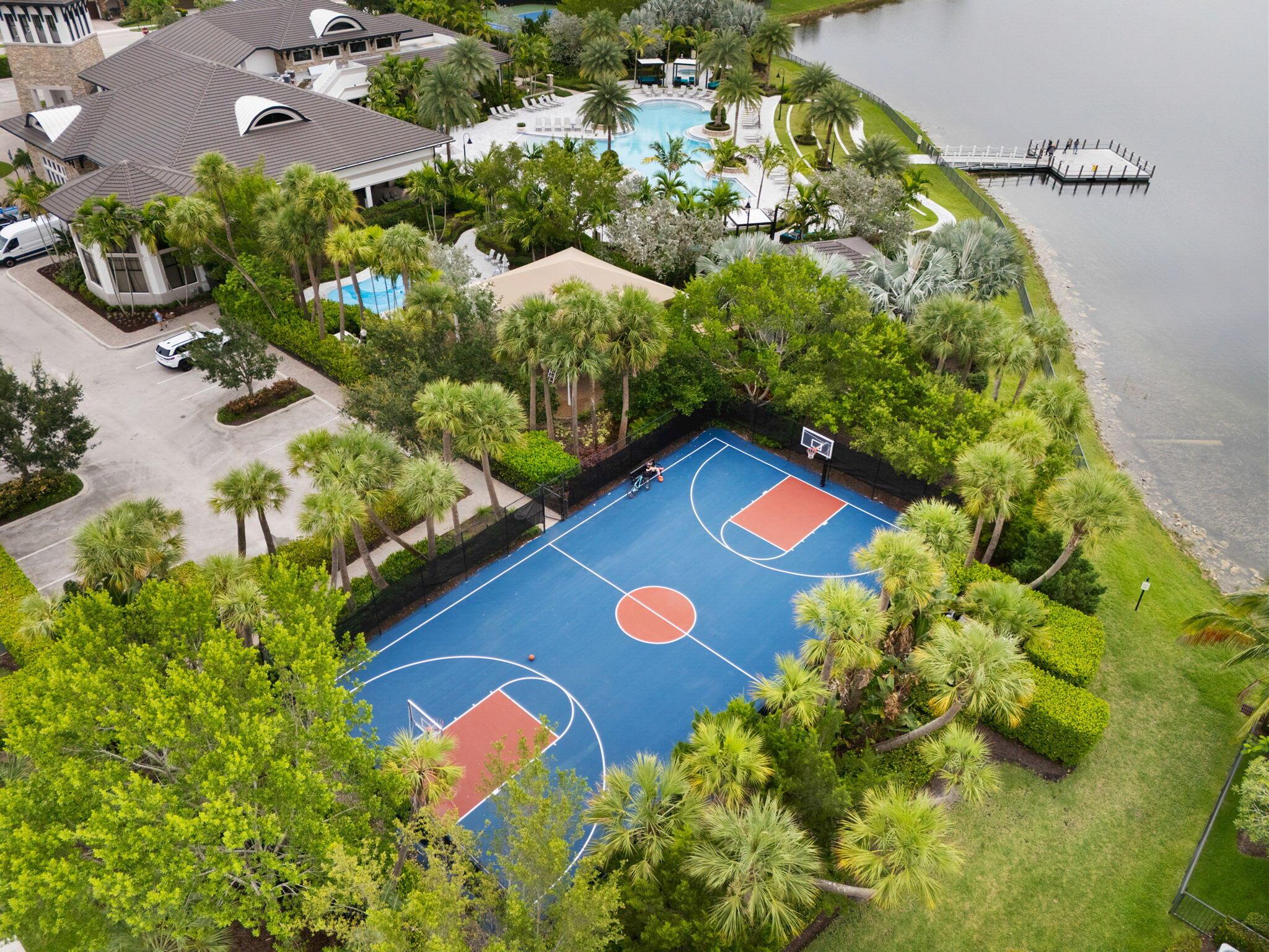 11231 Watercrest Circle W