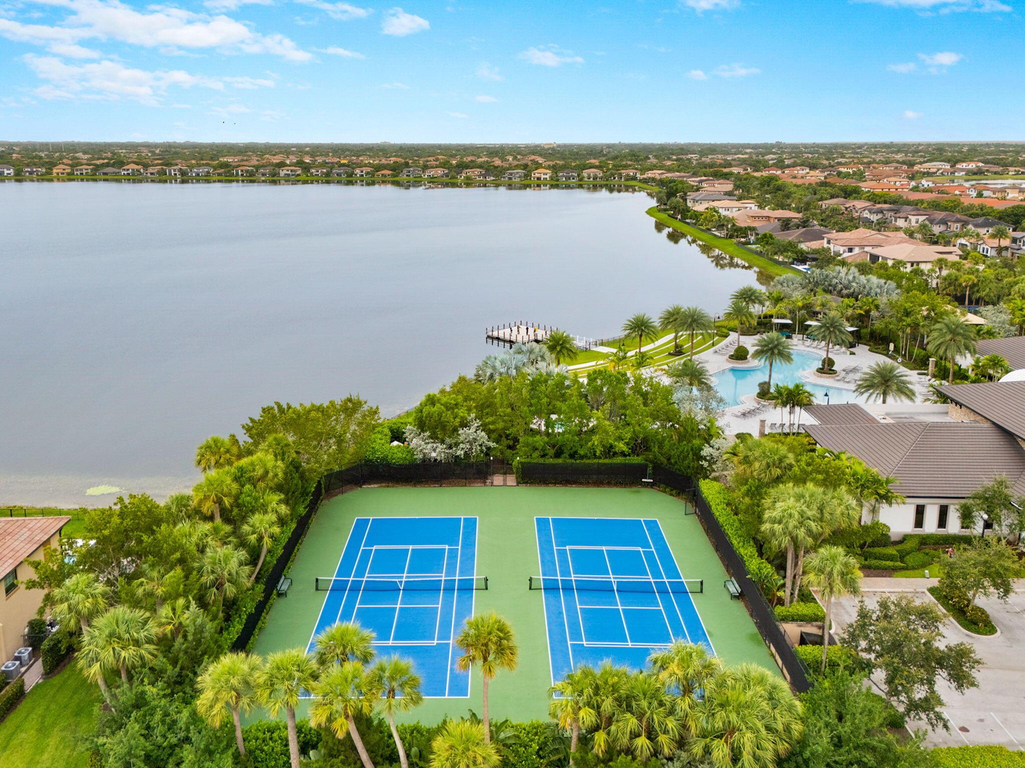 11231 Watercrest Circle W