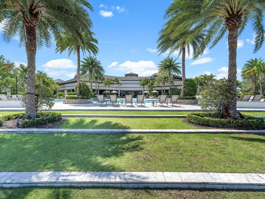 11231 Watercrest Circle W