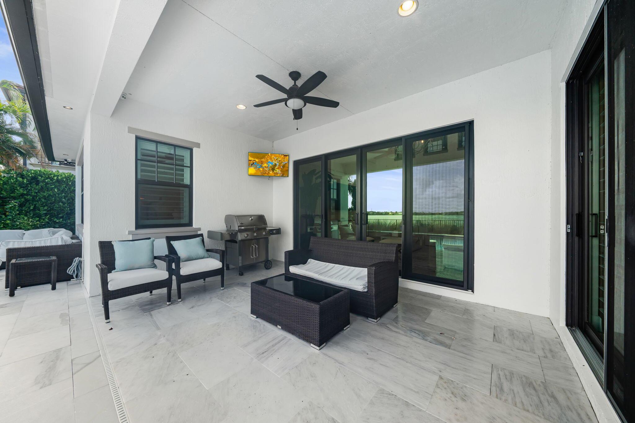 11231 Watercrest Circle W