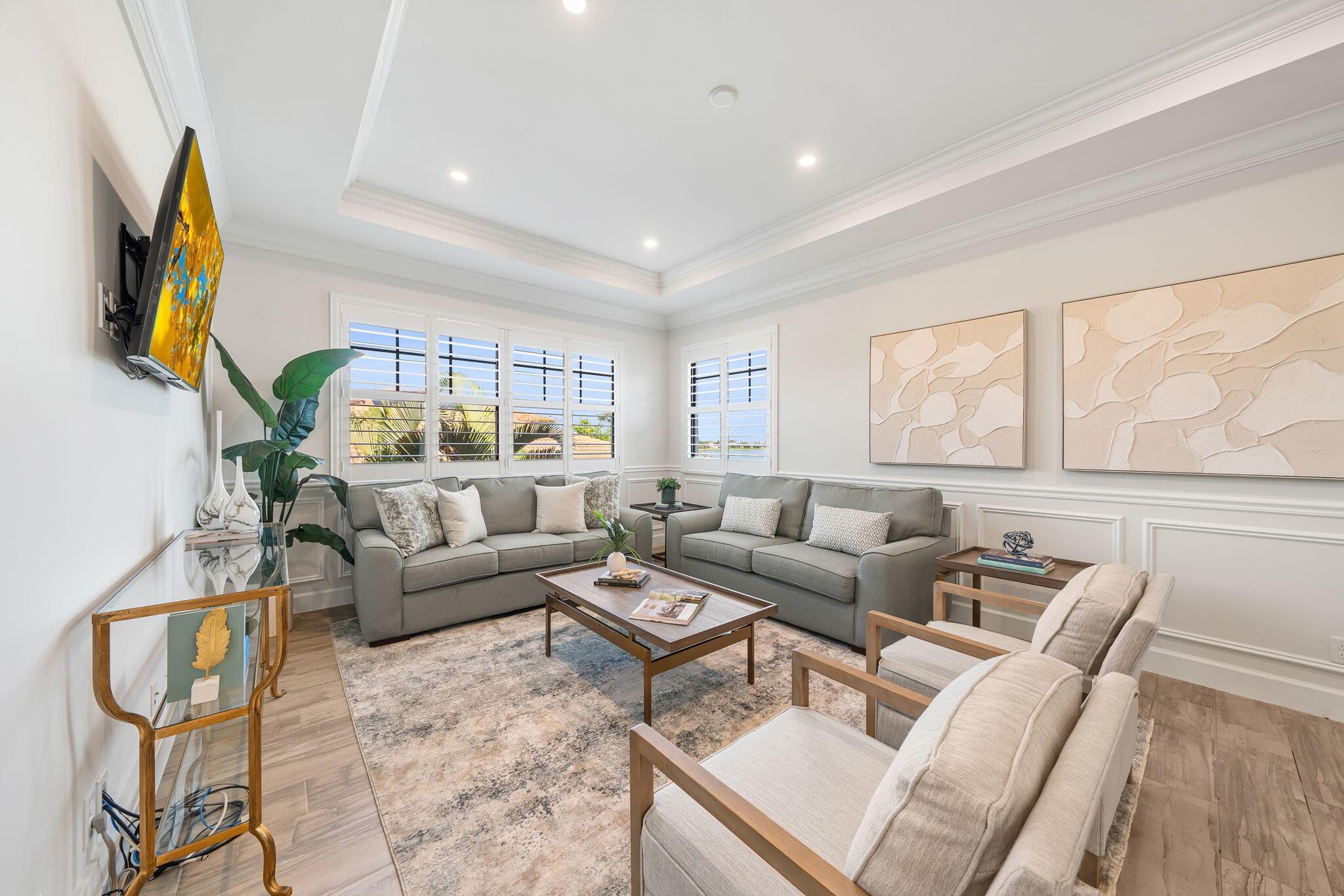 11231 Watercrest Circle W