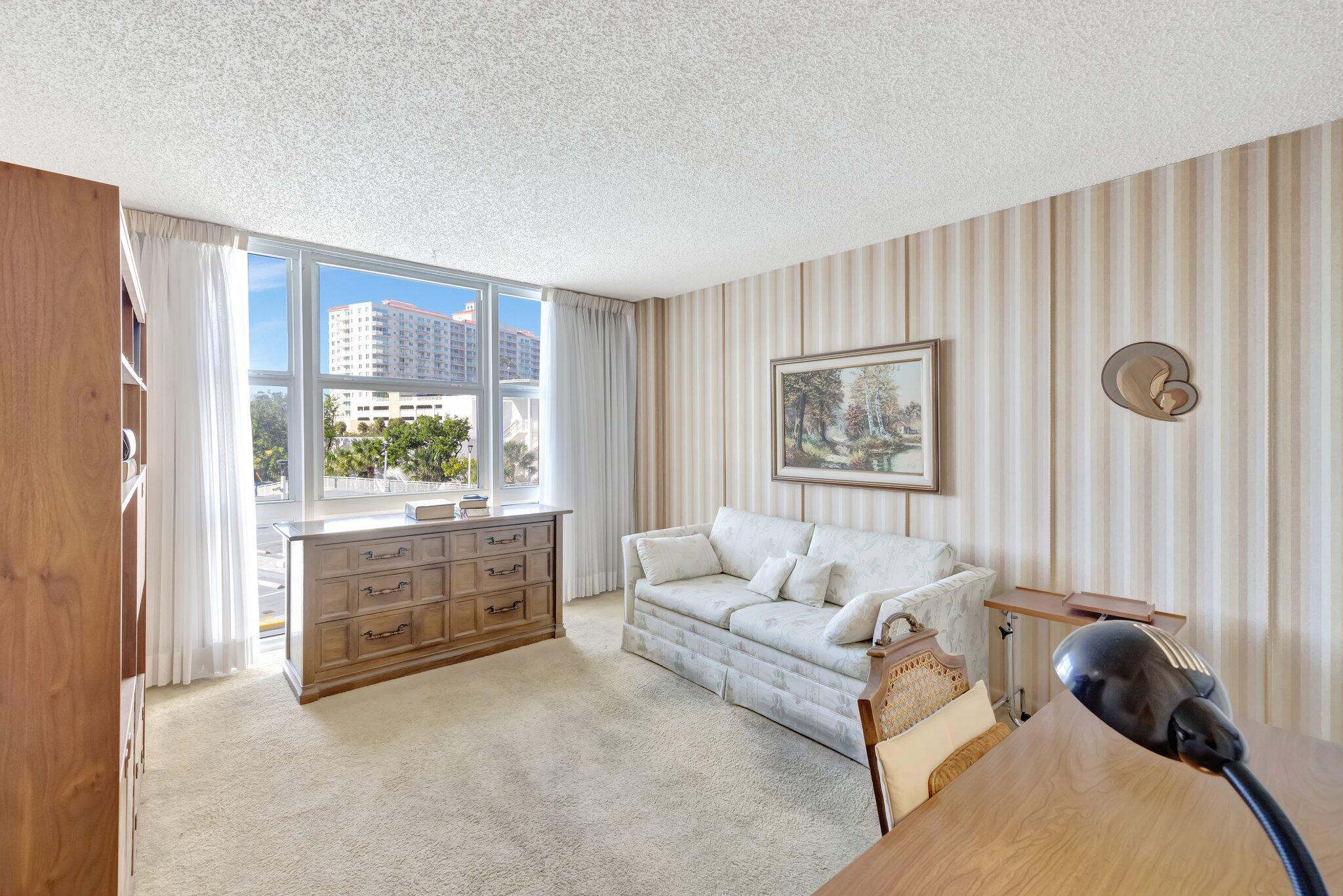 2841 N Ocean Boulevard 307