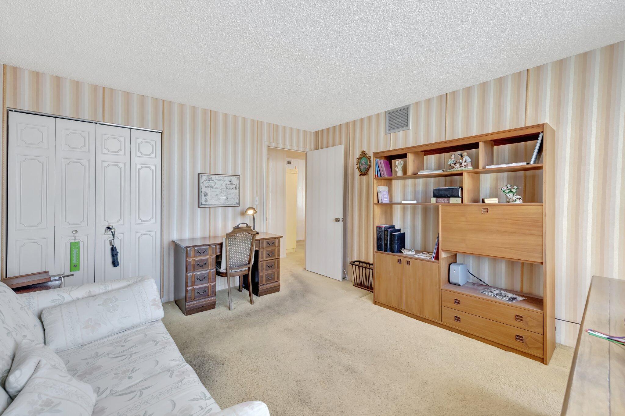 2841 N Ocean Boulevard 307
