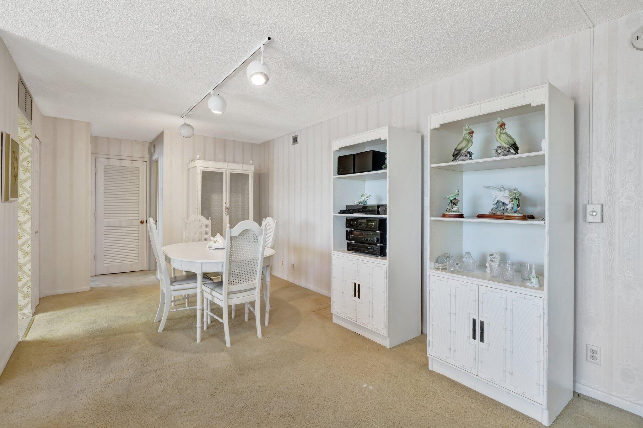 2841 N Ocean Boulevard 307