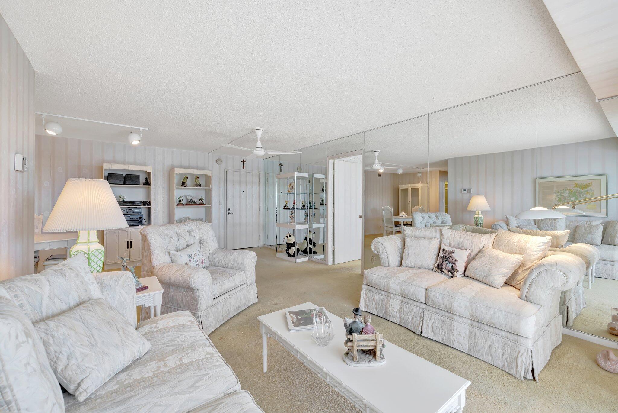 2841 N Ocean Boulevard 307
