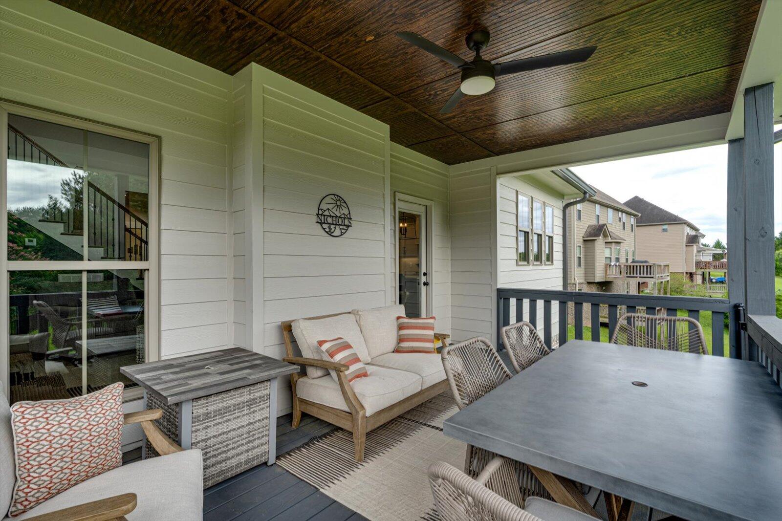 12951 Blakeslee Drive