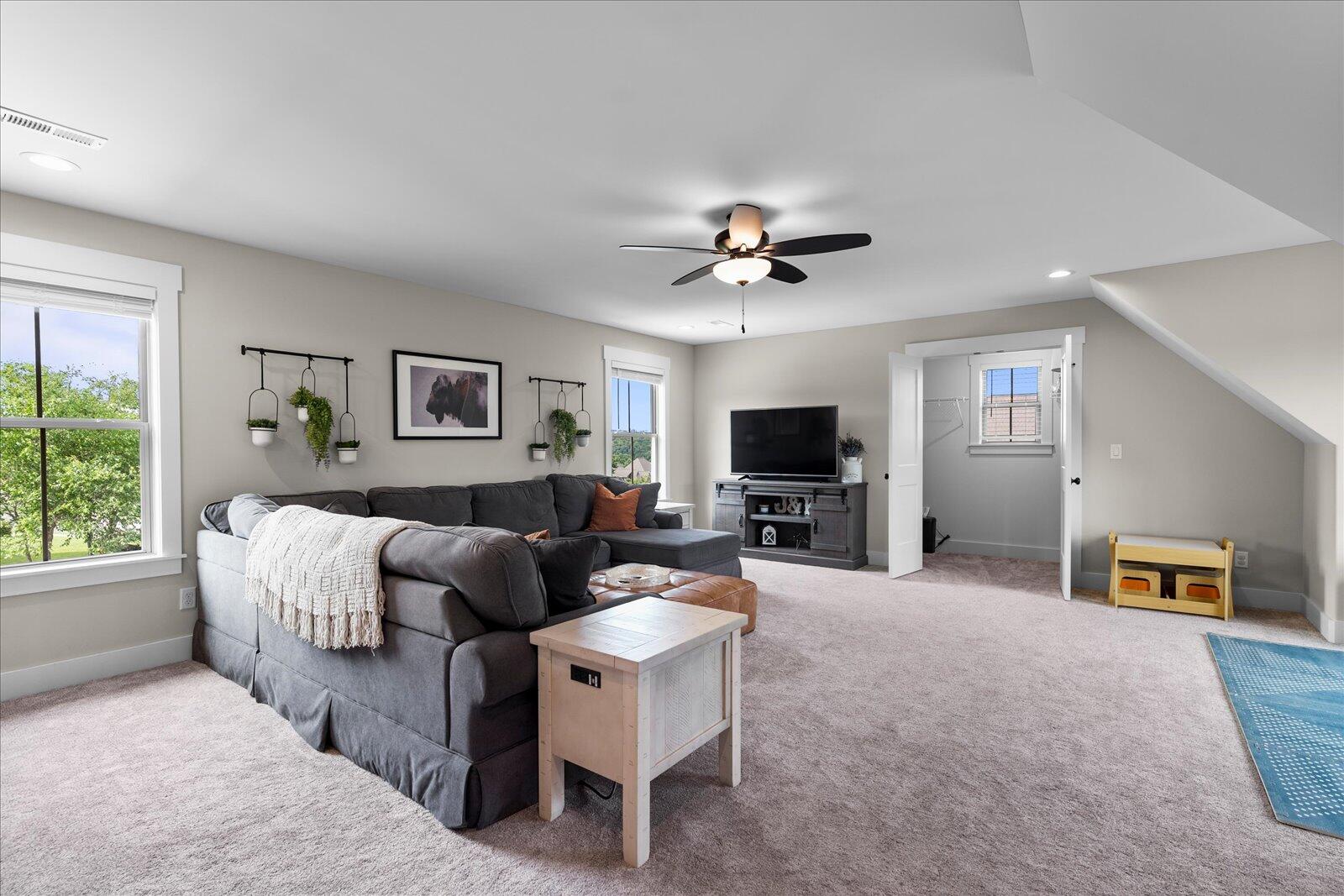 12951 Blakeslee Drive
