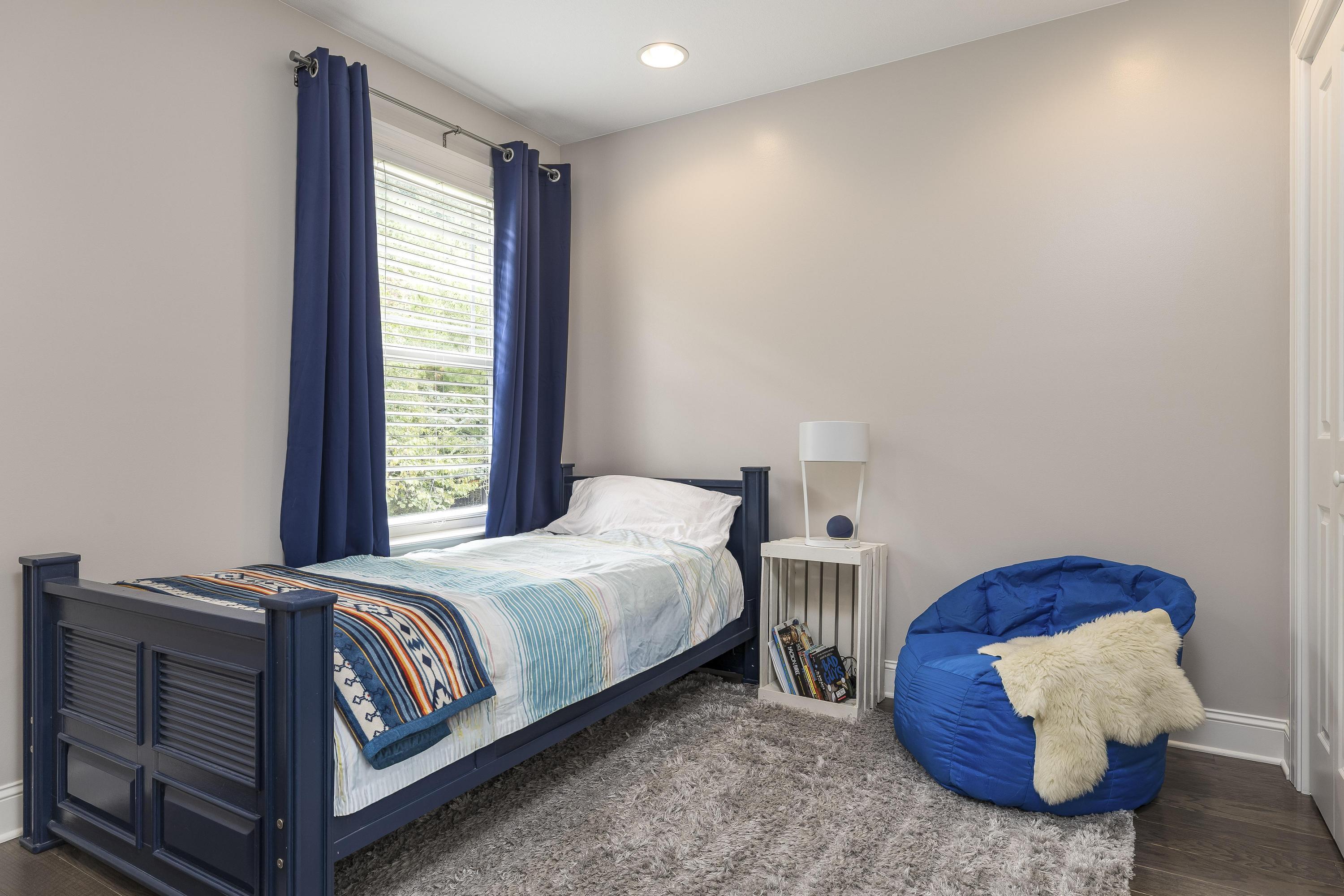 5401 Bungalow Circle
