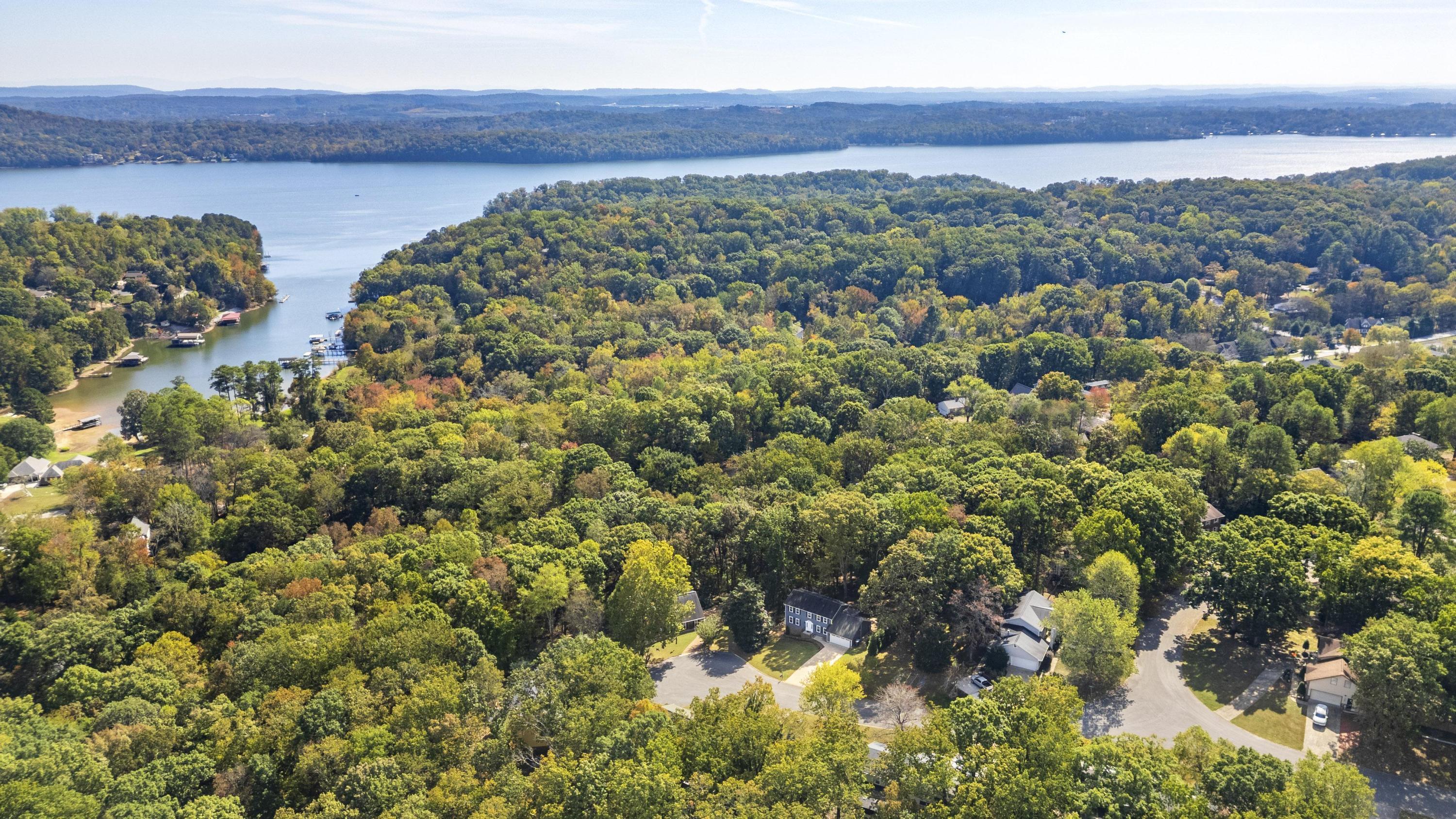 2004 Revolutionary Lane, Hixson