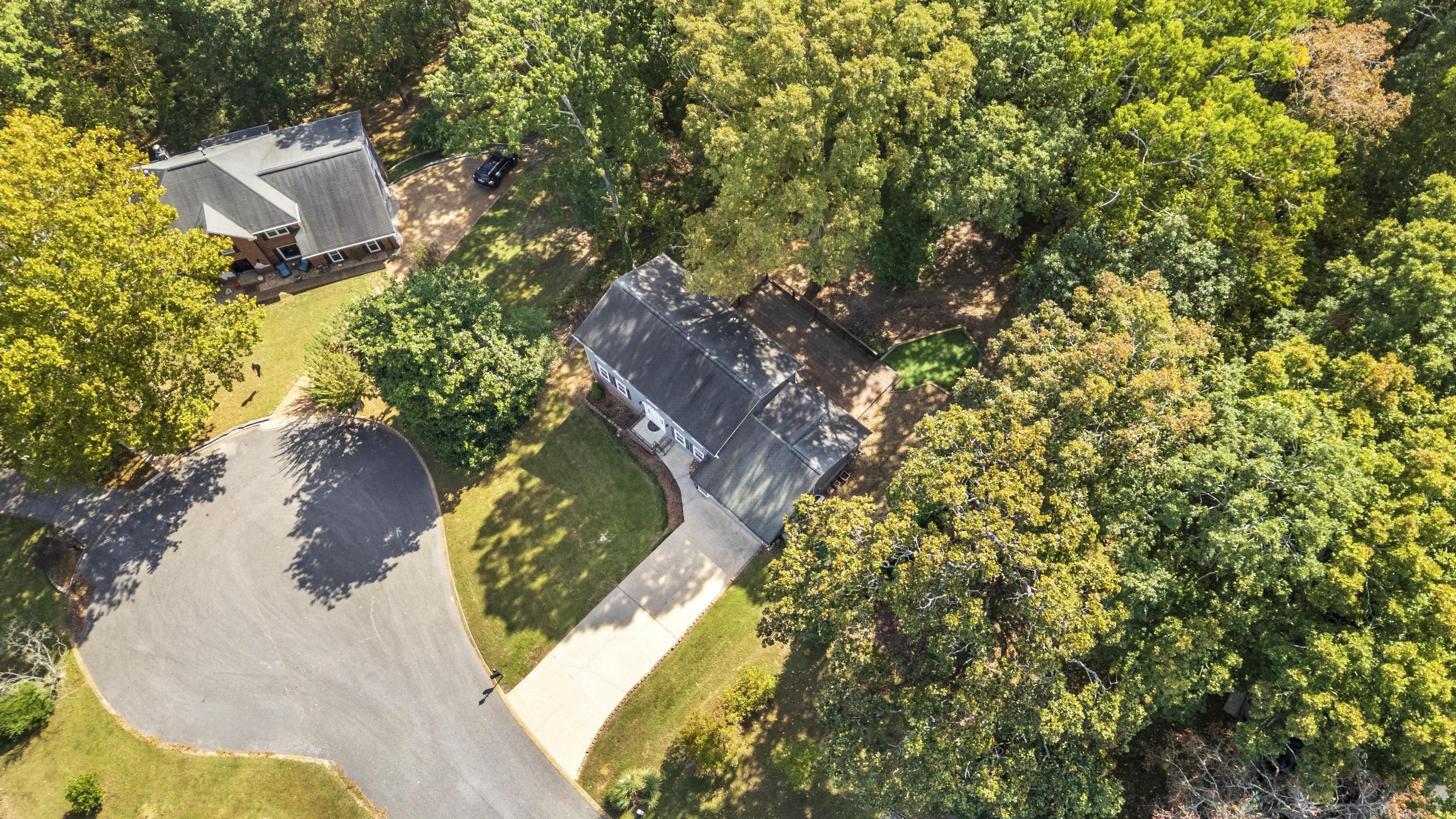 2004 Revolutionary Lane, Hixson