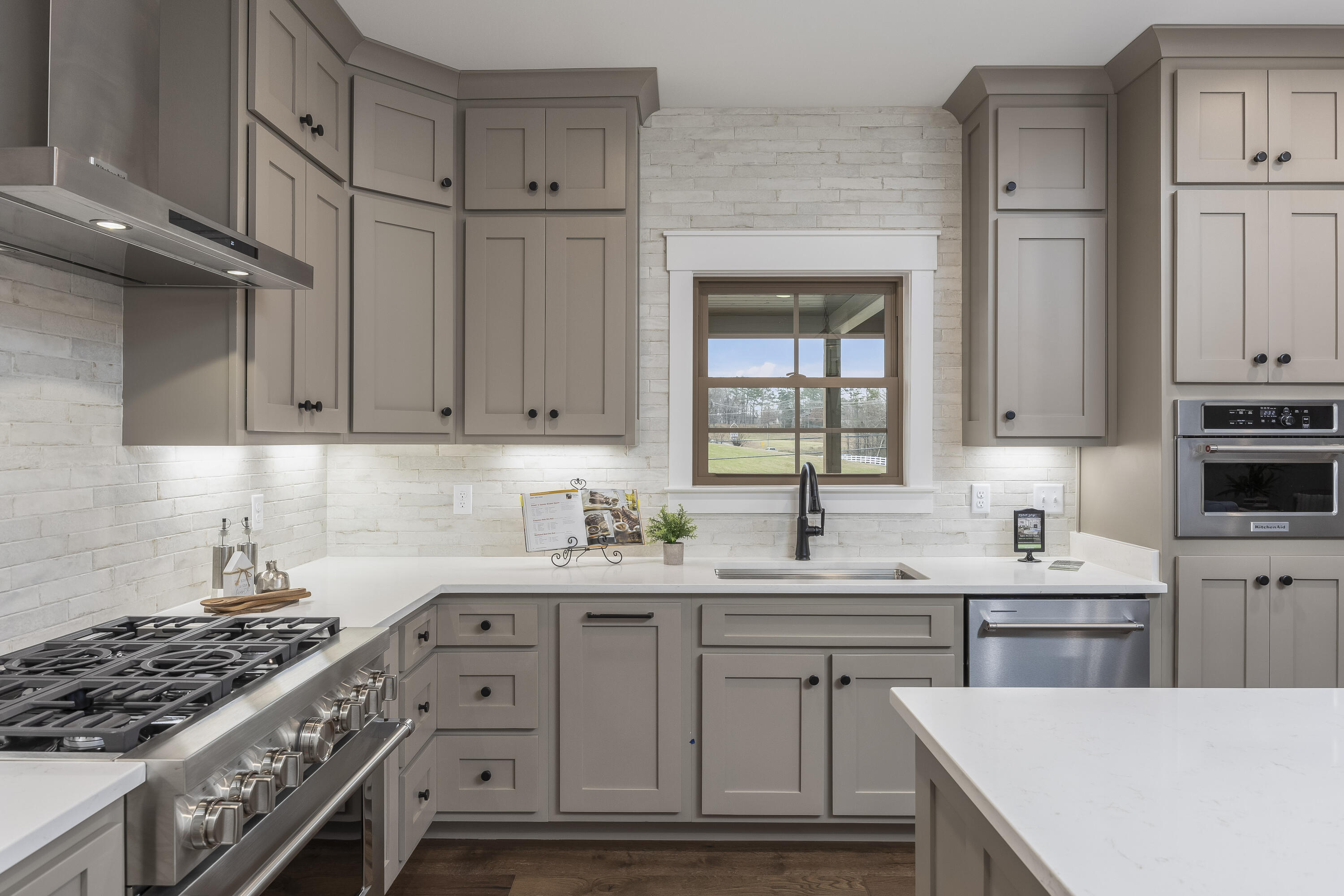 202 Goose Creek Circle