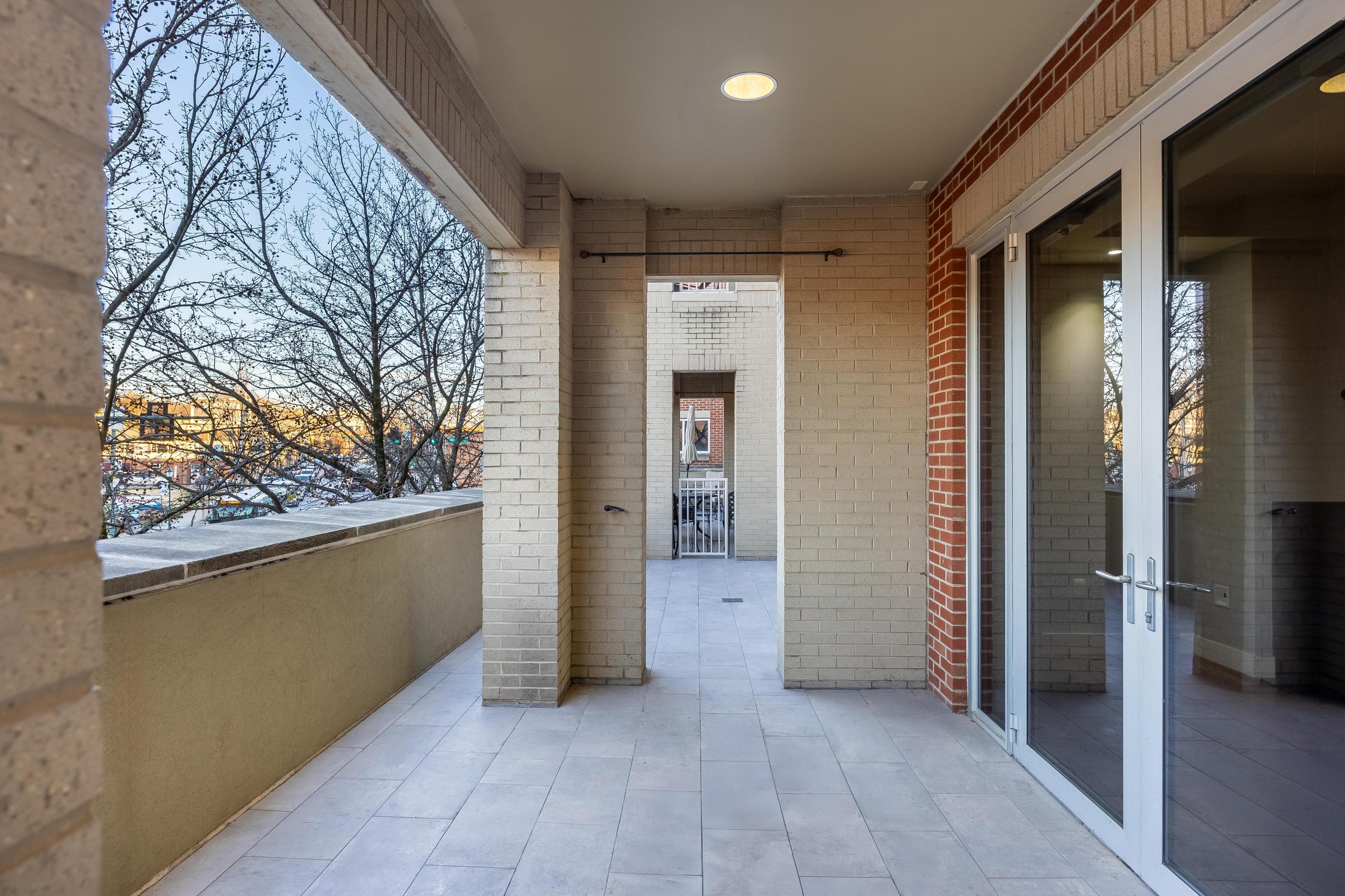 4 Cherokee Boulevard, #222
