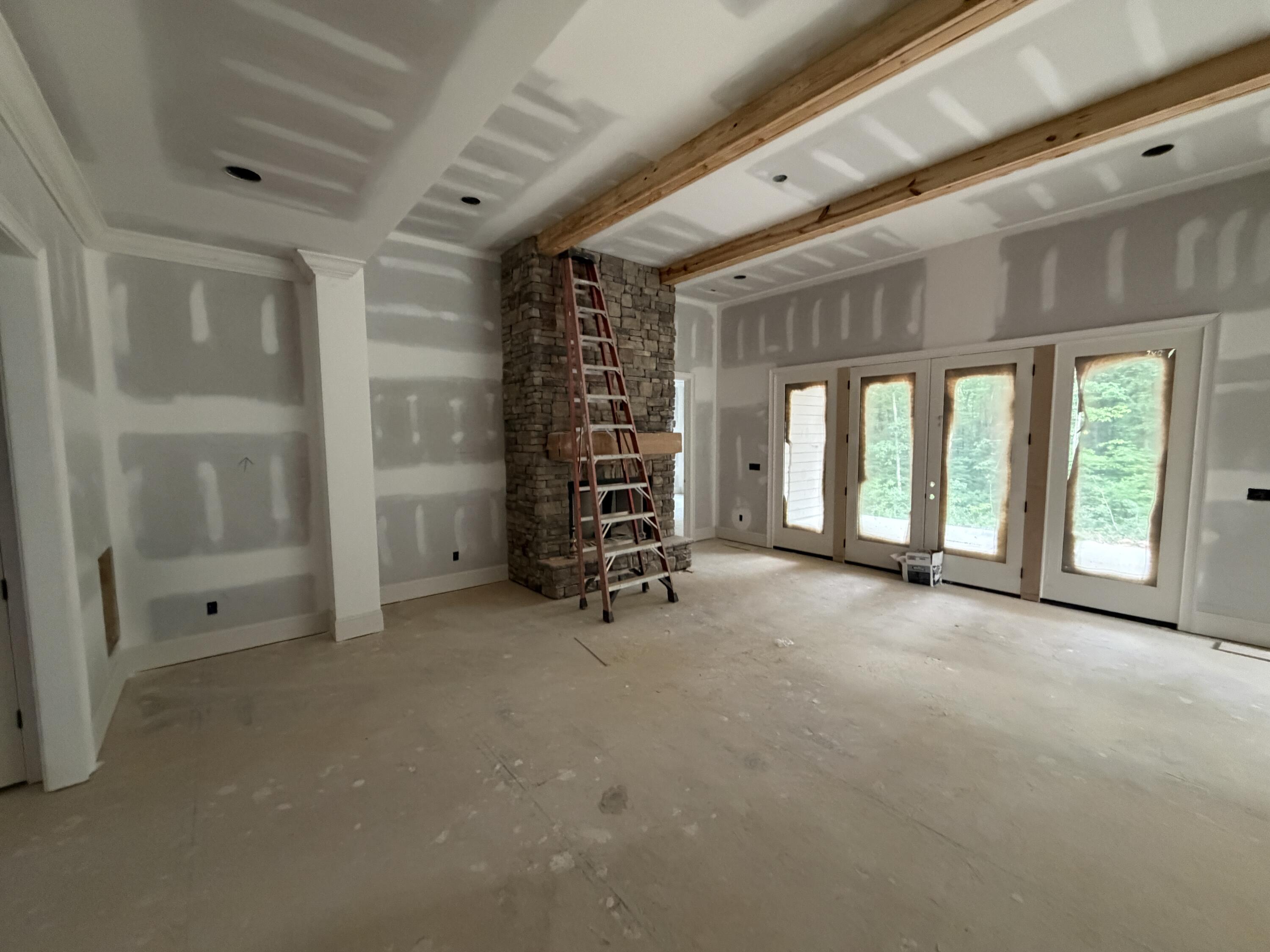 8443 Bear Paw Trail, (102)